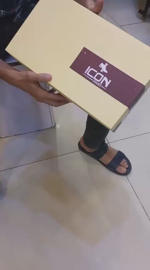 RED CROWN'S PREMIUM QUALITY WRINKLE FREE MOCASSION'S FOR MEN