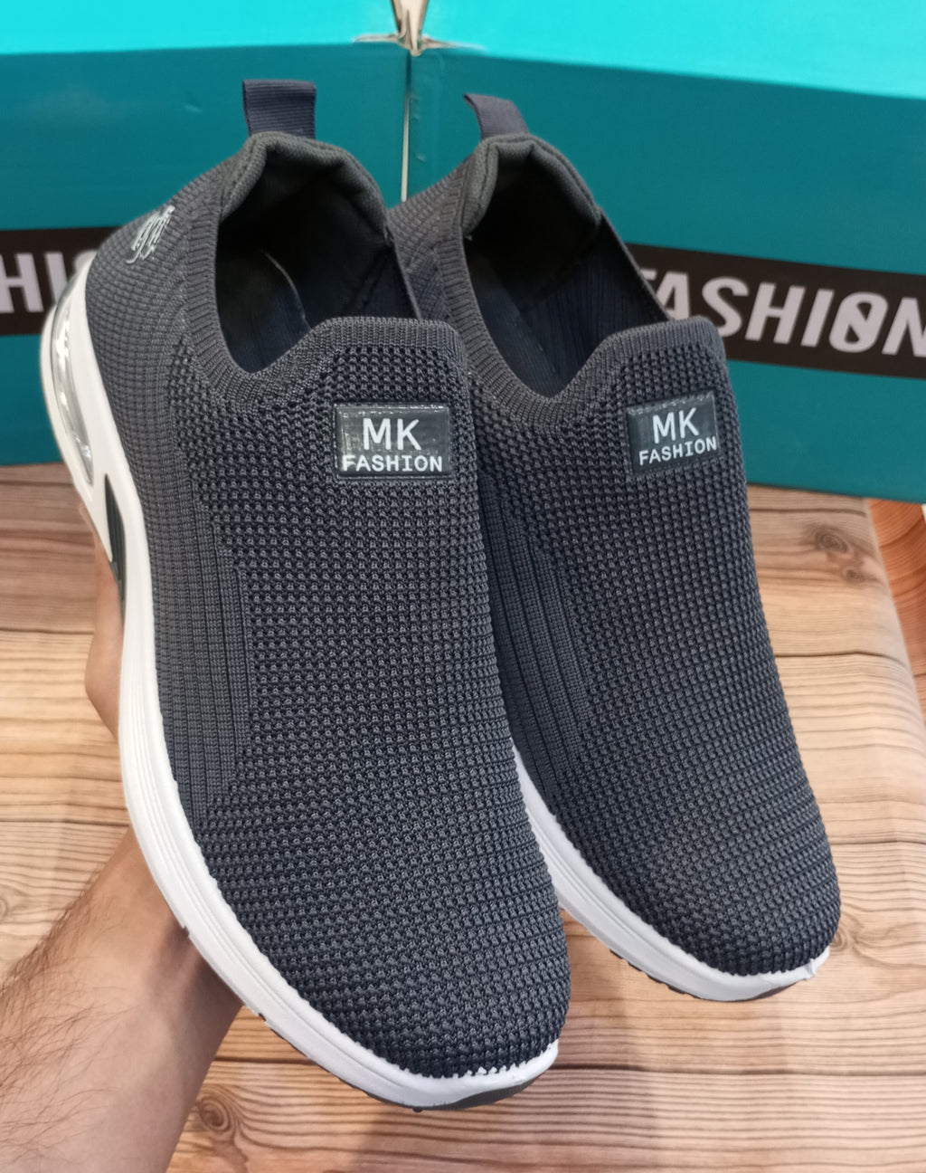 MK'S SUPER COMFORTABLE WITHOUT LACES JOGGERS