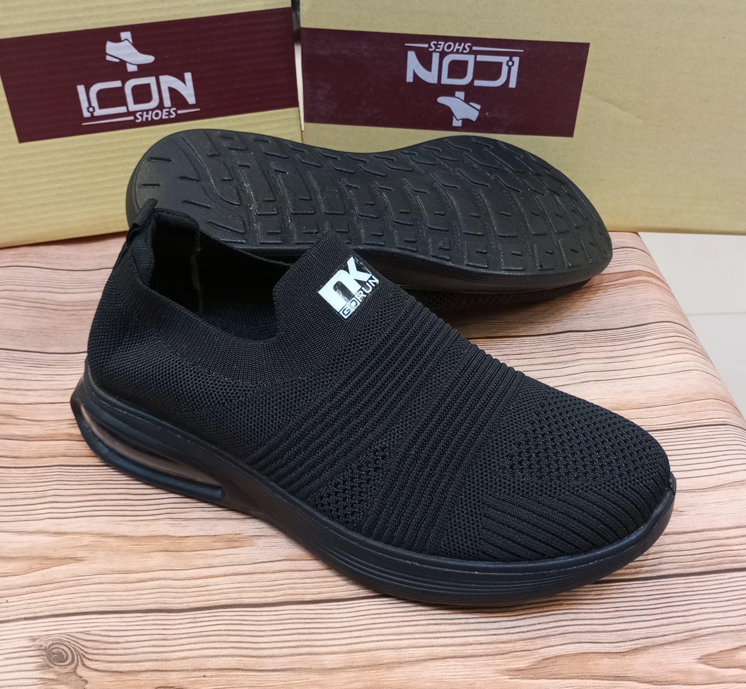 PREMIUM QUALITY SUPER COMFORTABLE WITHOUT LACES TUBE SOLE JOGGERS