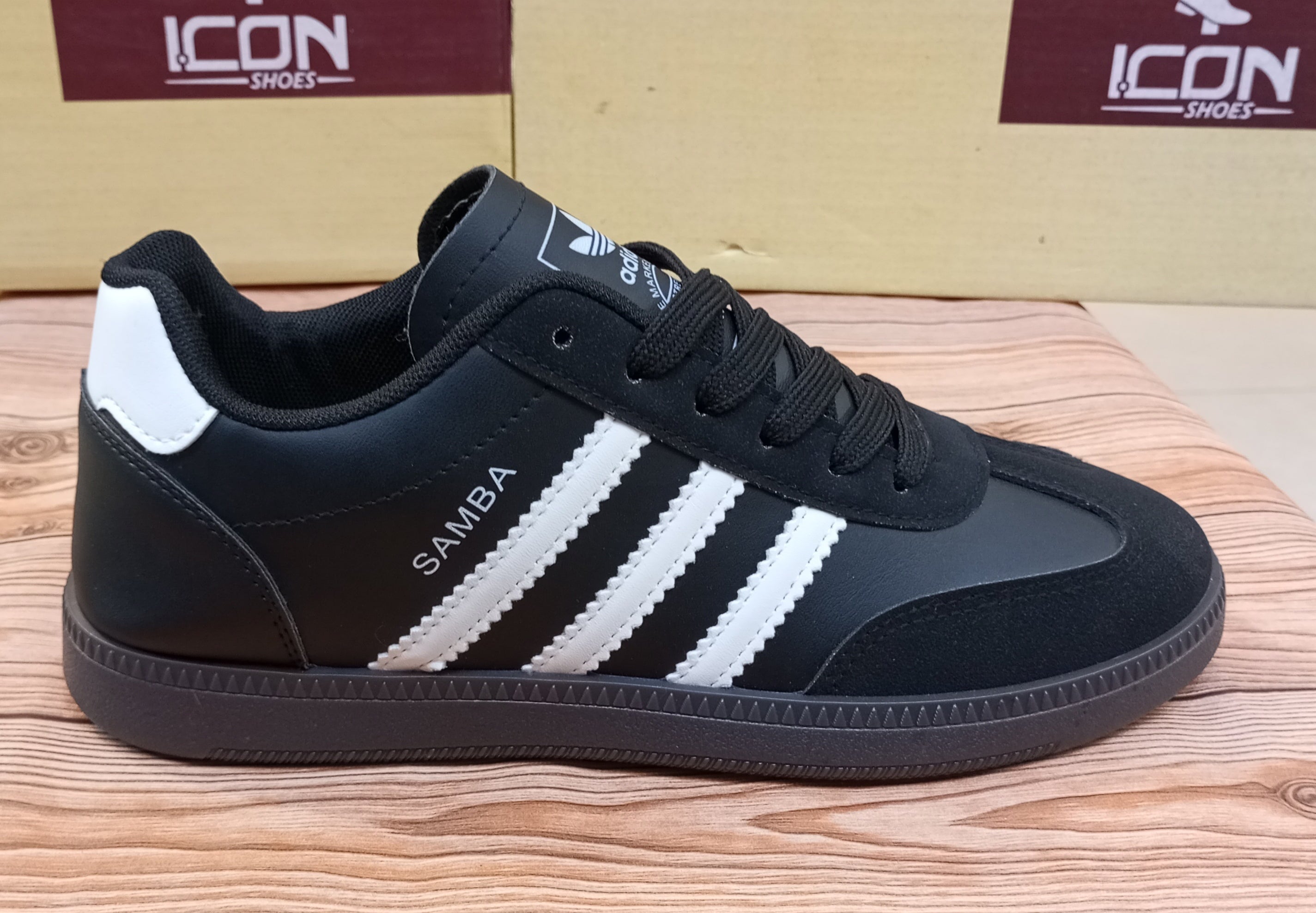 (ADIDAS SAMBA) PREMIUM QUALITY CASUAL AND PARTYWEAR SNEAKERS