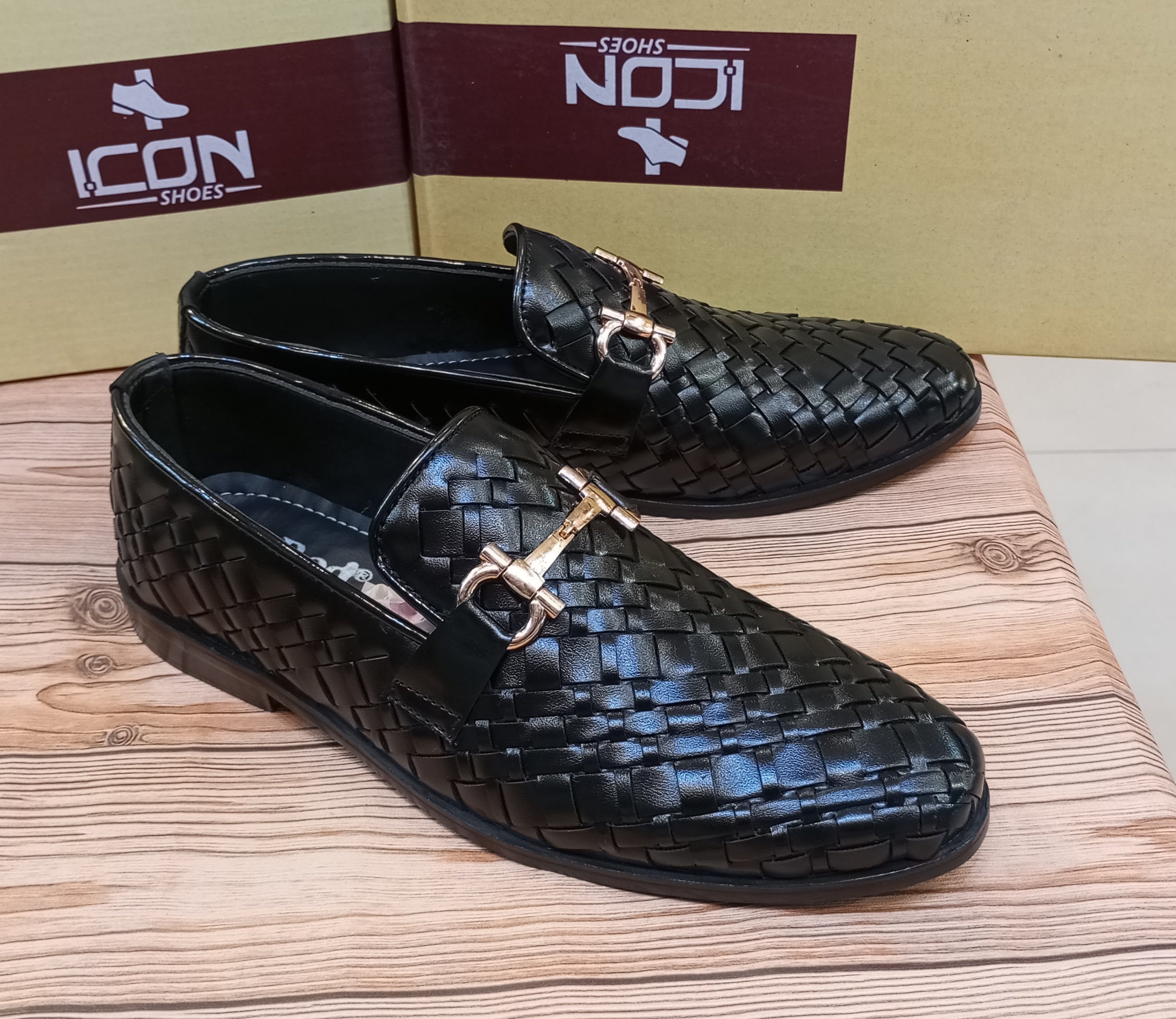 RED CROWN'S PREMIUM QUALITY 100% HANDMADE FORMAL SHOES FOR MEN (BLACK)