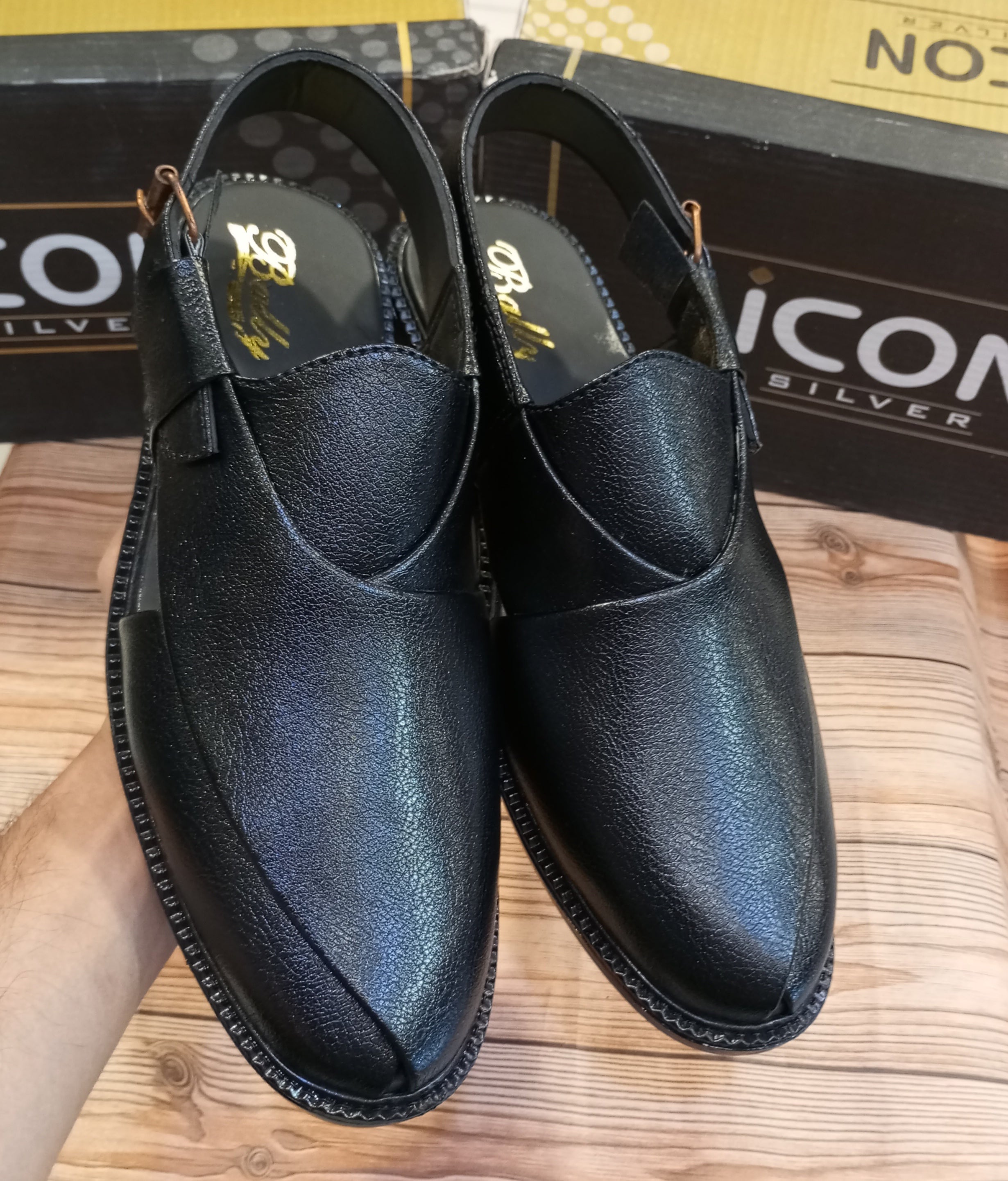 PREMIUM QUALITY HAND MADE PESHAWARI SANDALS FOR MEN