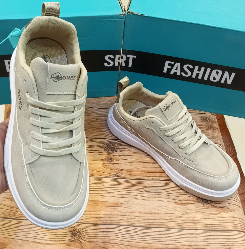 BOSS PREMIUM QUALITY CASUAL AND DAILY WEAR SNEAKERS
