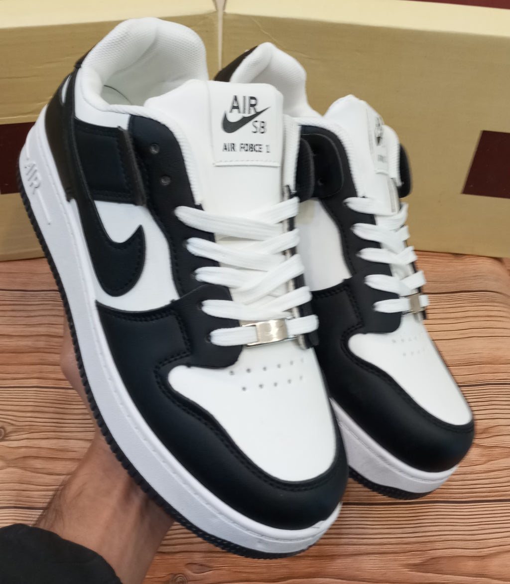 NIKE AIR JORDAN 1 (LOW CUT)
