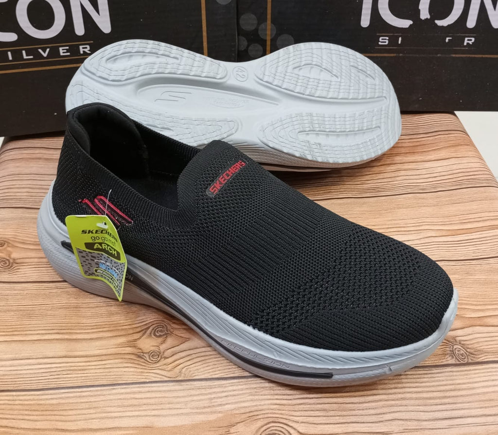 SKECHERS SUPER COMFORTABLE CASUAL AND TRAINING JOGGERS FOR MEN