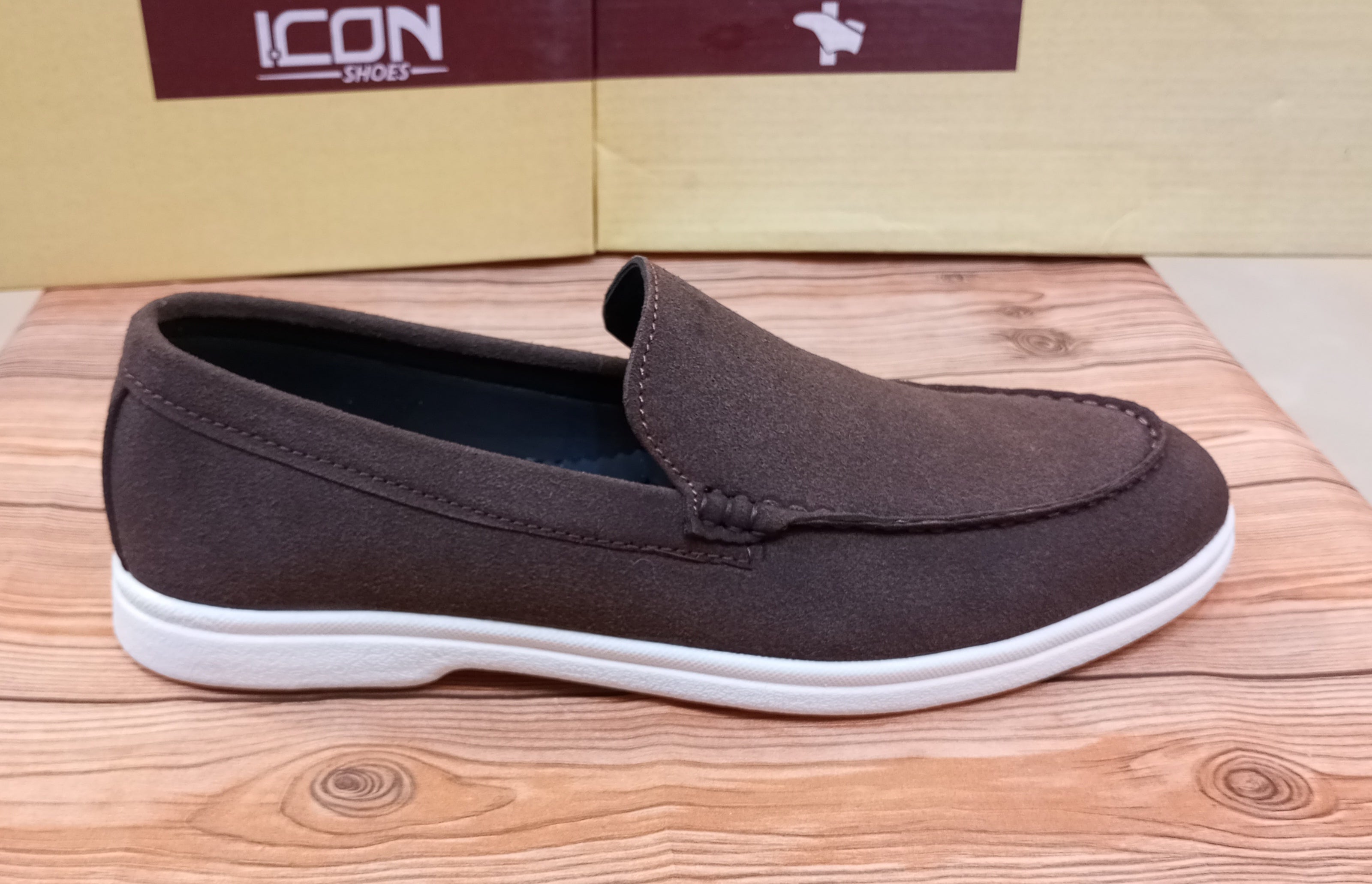 PREMIUM QUALITY CASUAL AND PARTYWEAR SHOES FOR MEN