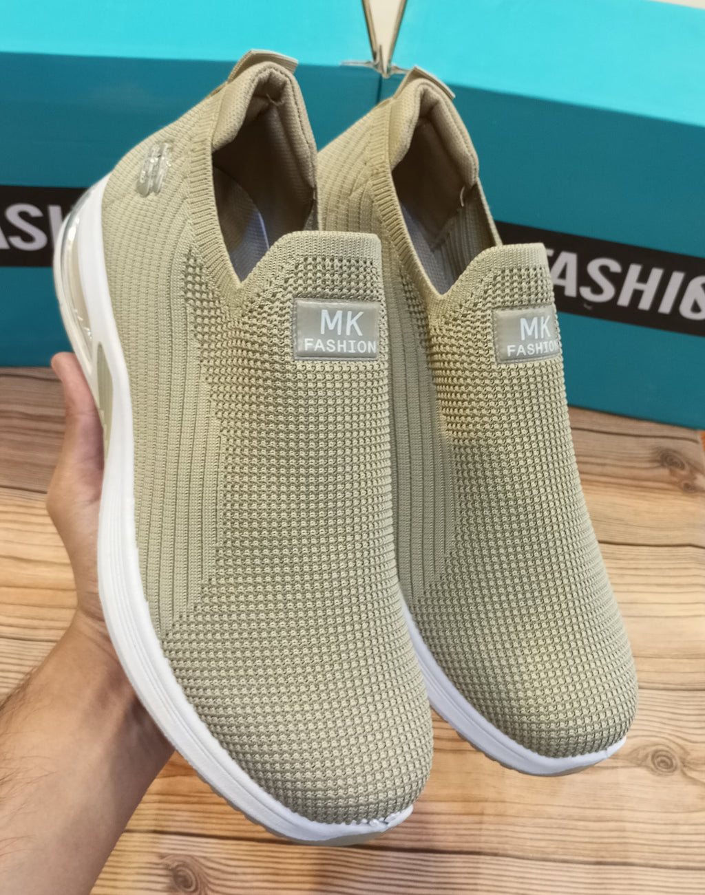 MK'S SUPER COMFORTABLE WITHOUT LACES JOGGERS