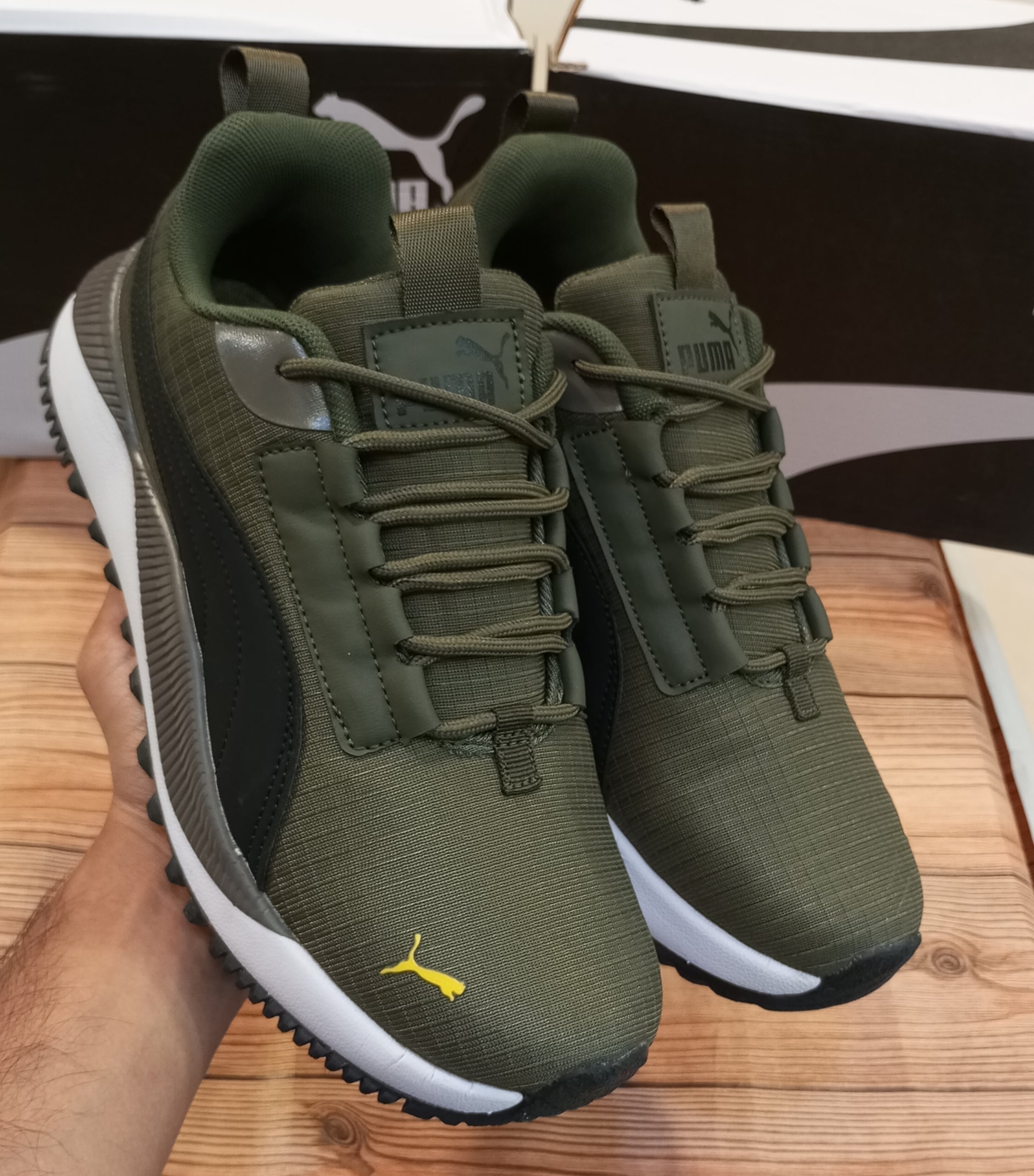 AAA PREMIUM QUALITY PUMA RUNNING AND TRAINING JOGGERS FOR MEN