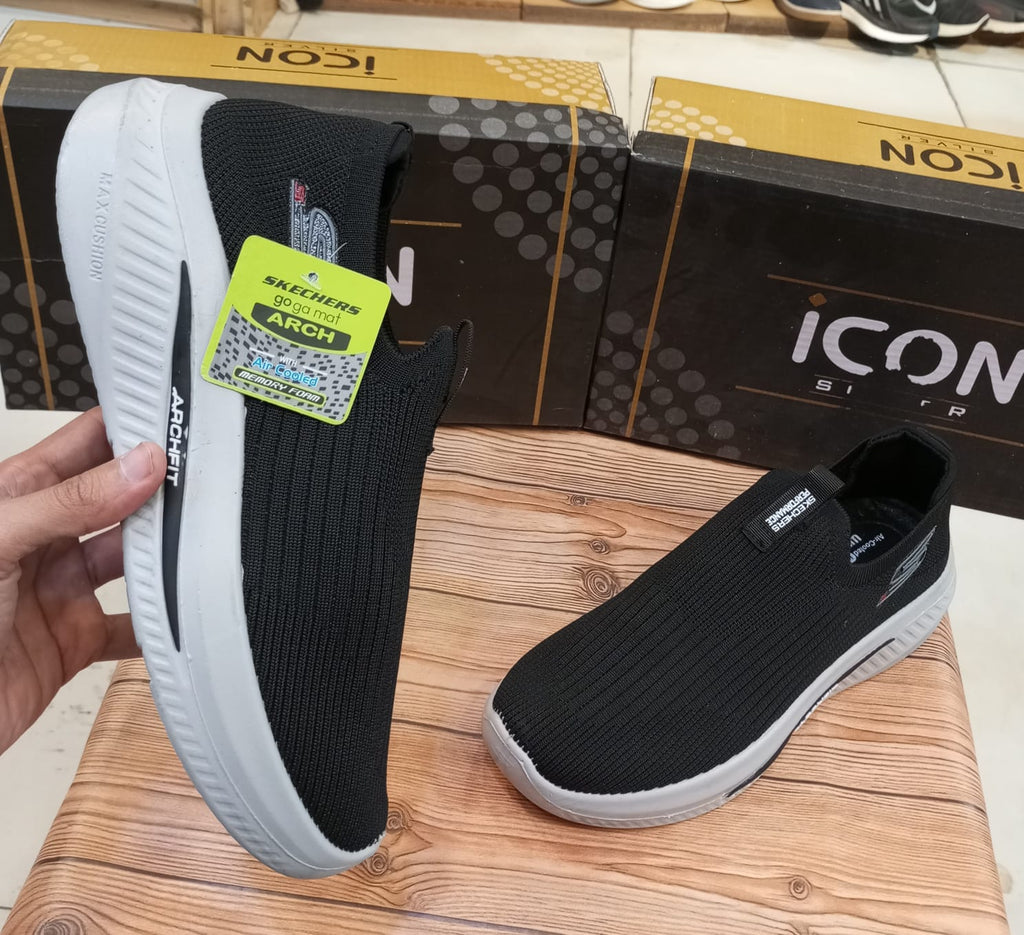 SKECHERS SUPER COMFORTABLE CASUAL AND TRAINING JOGGERS FOR MEN
