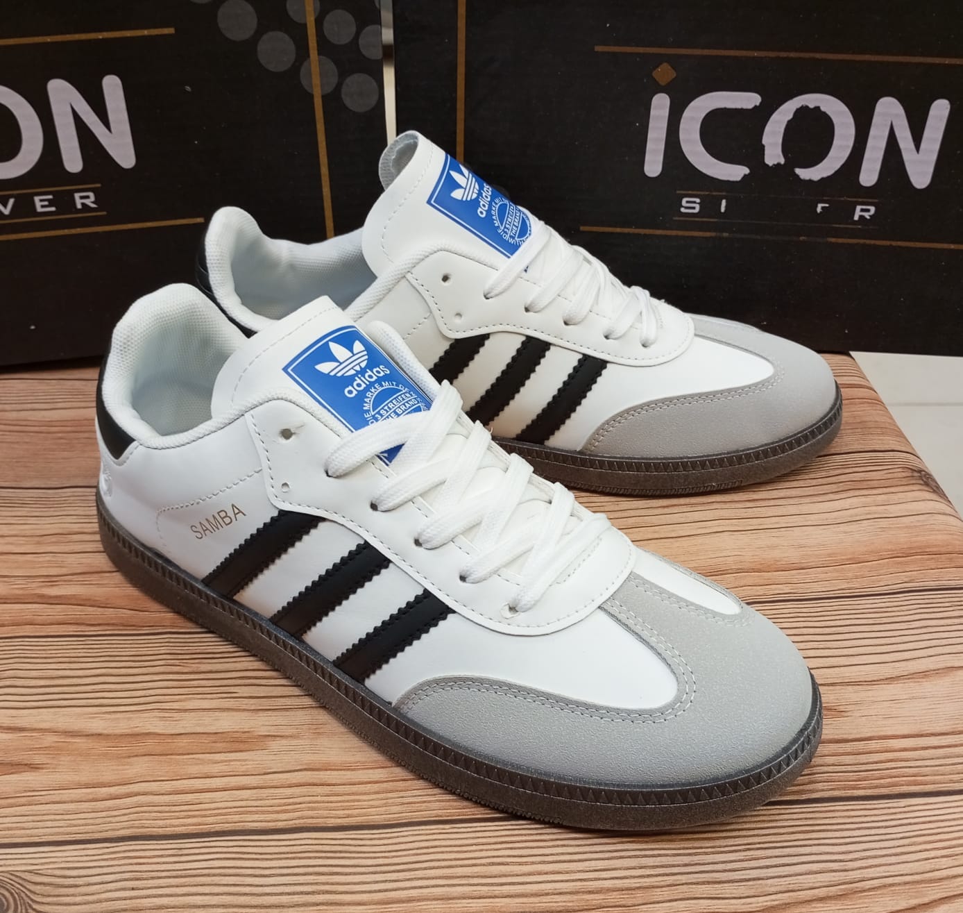 (ADIDAS SAMBA) PREMIUM QUALITY CASUAL AND PARTYWEAR SNEAKERS