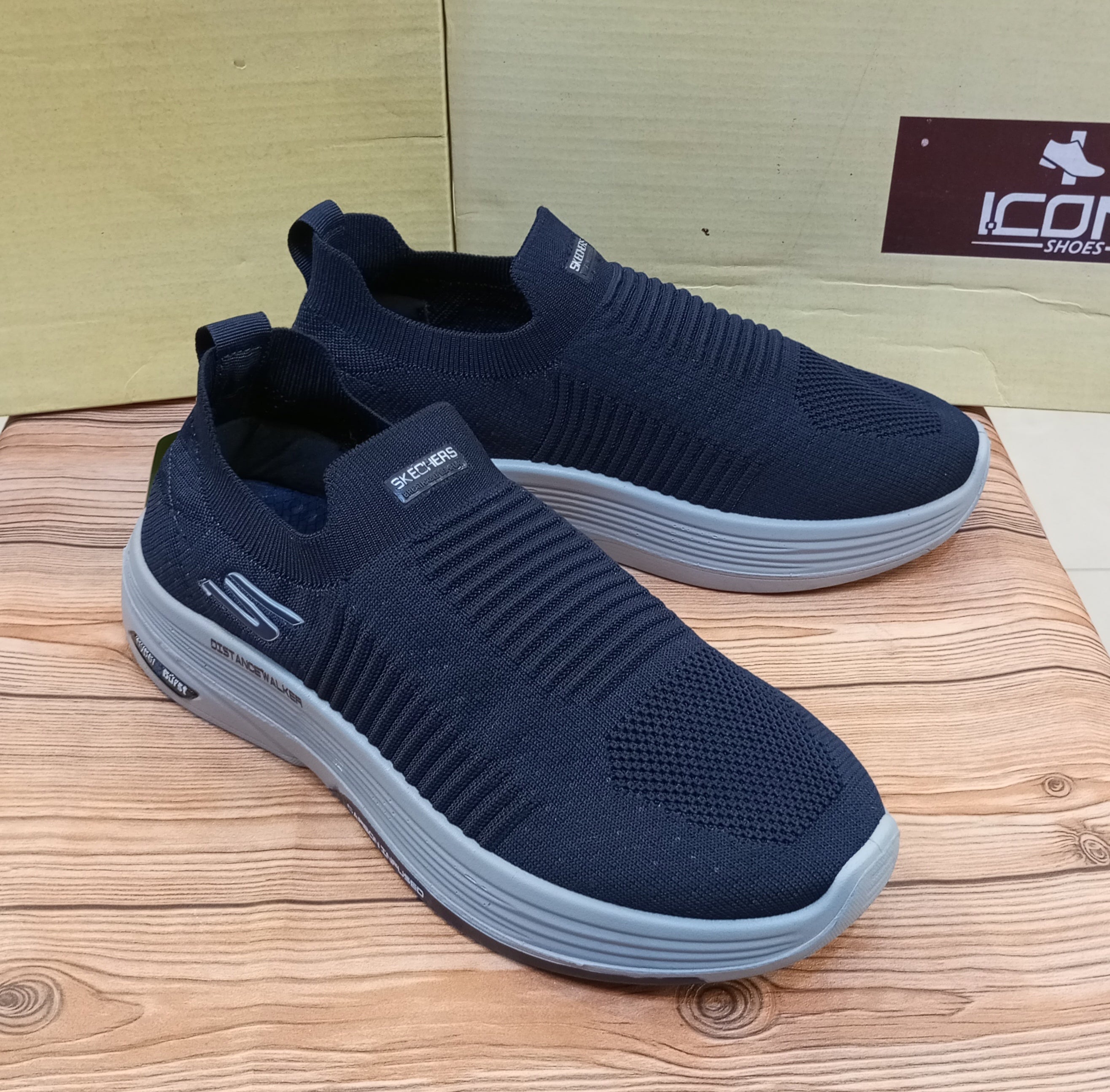 BRANDED PREMIUM QUALITY DAILY WEAR AND TRAINING JOGGERS