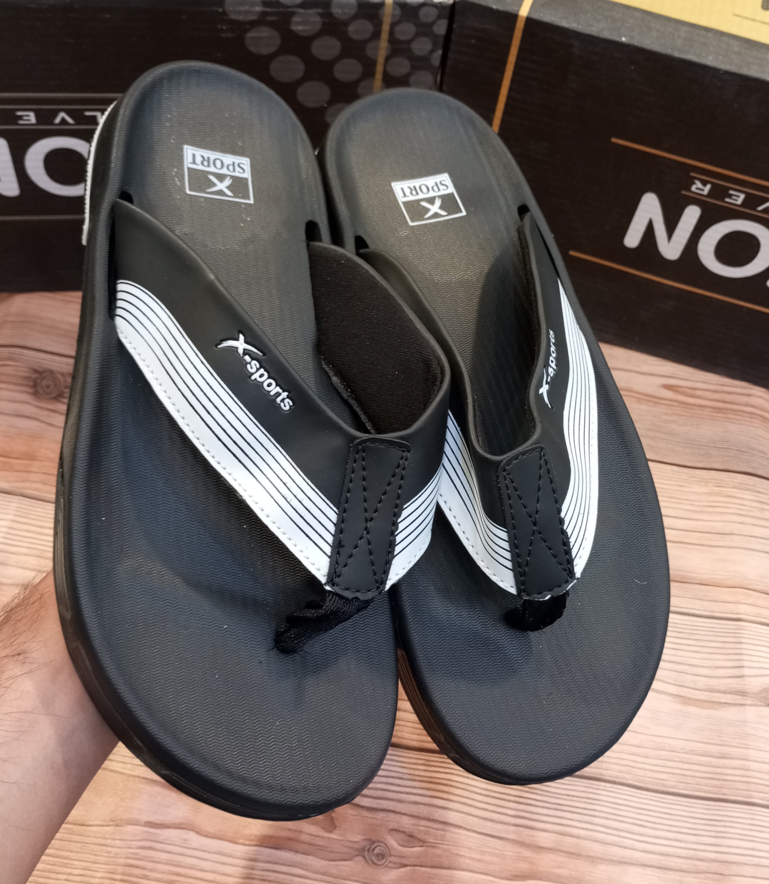 X SPORTS SUPER COMFORTABLE SPUNCH SOLE SLIPPERS