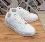 TRIPLE WHITE NIKE AIR FORCE 1