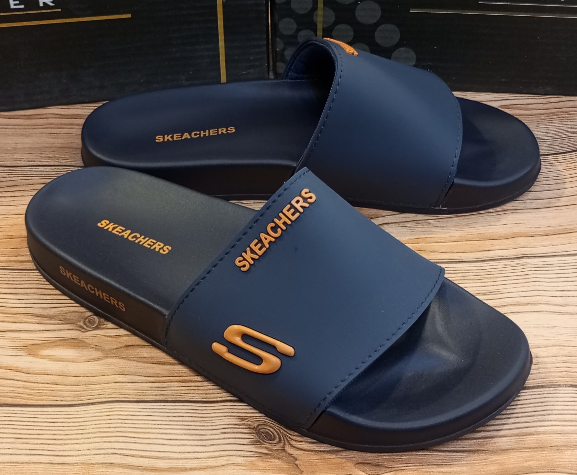SKECHERS PREMIUM SUMMER SLIDES FOR MEN