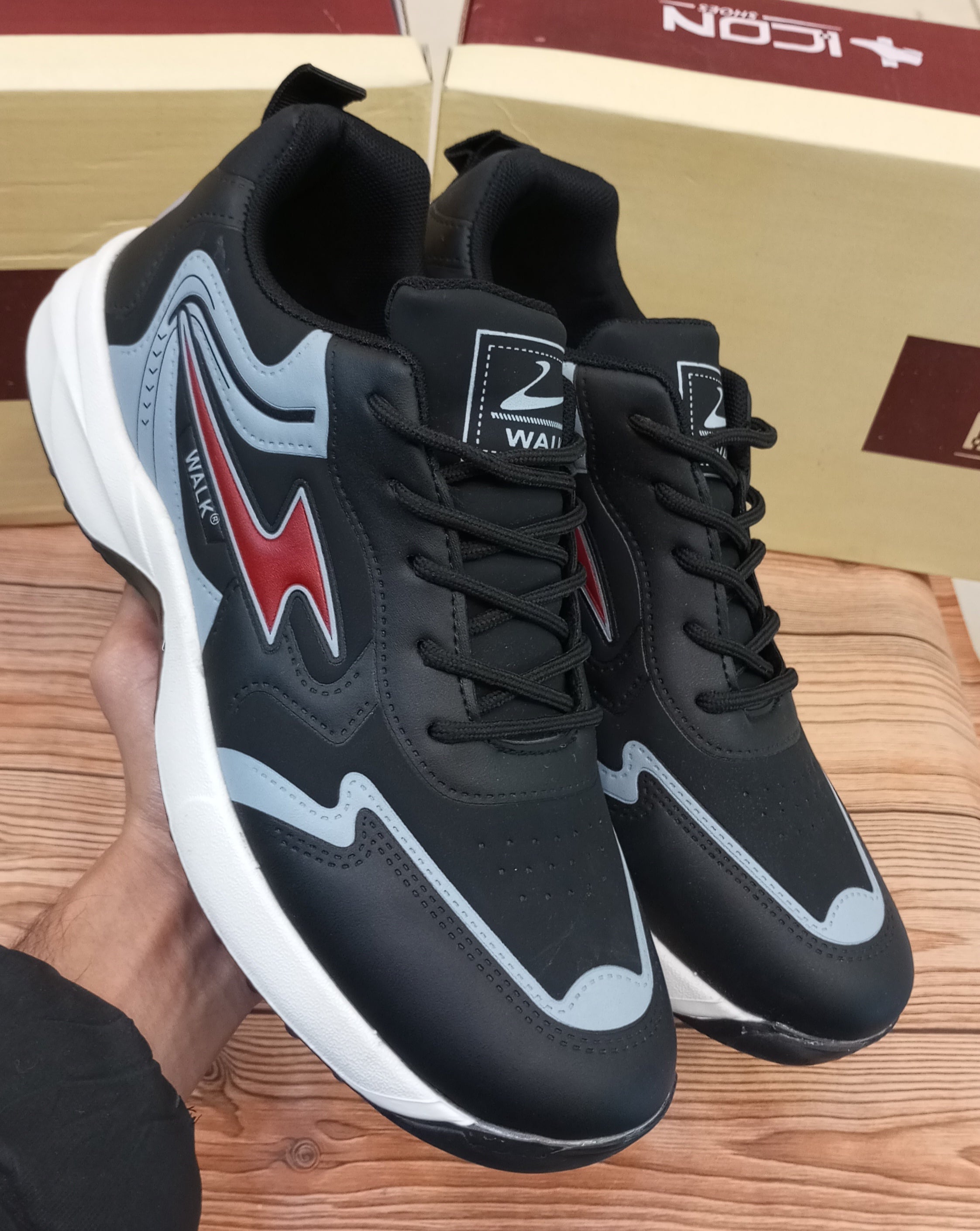 FLASH TRAINING AND CRICKET GRIPPERS FOR MEN