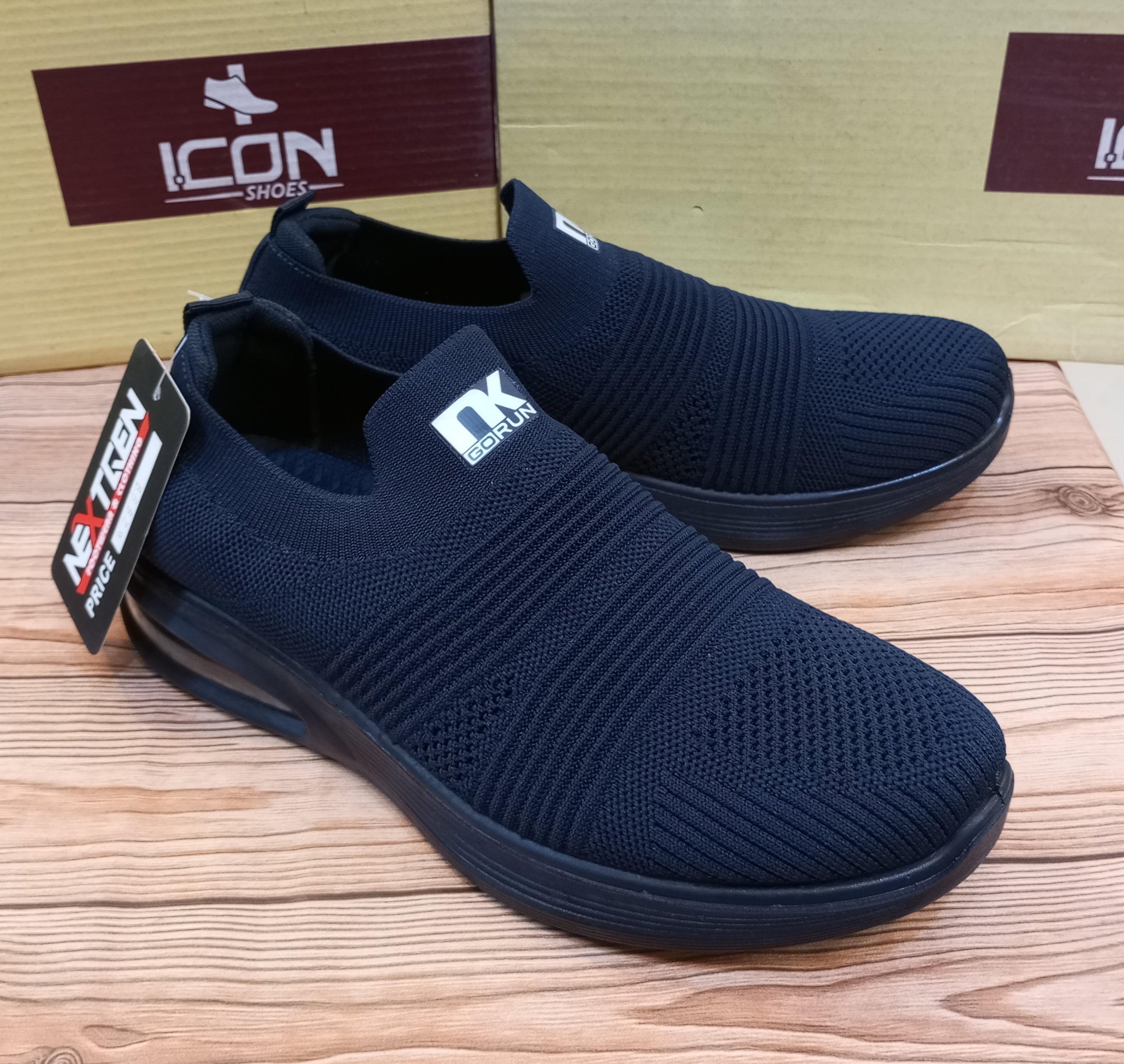 PREMIUM QUALITY SUPER COMFORTABLE WITHOUT LACES TUBE SOLE JOGGERS