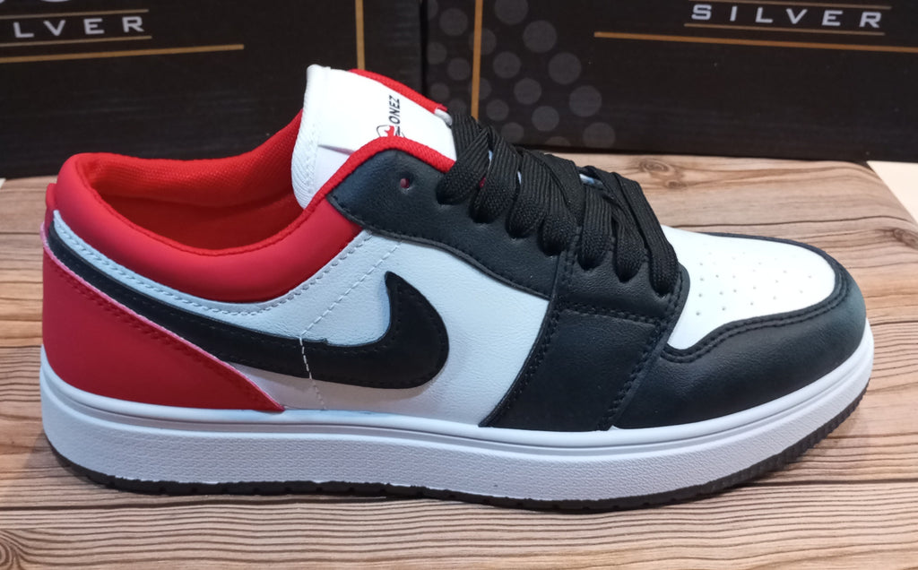 BLACK RED NIKE AIR JORDAN 1 (LOW CUT)