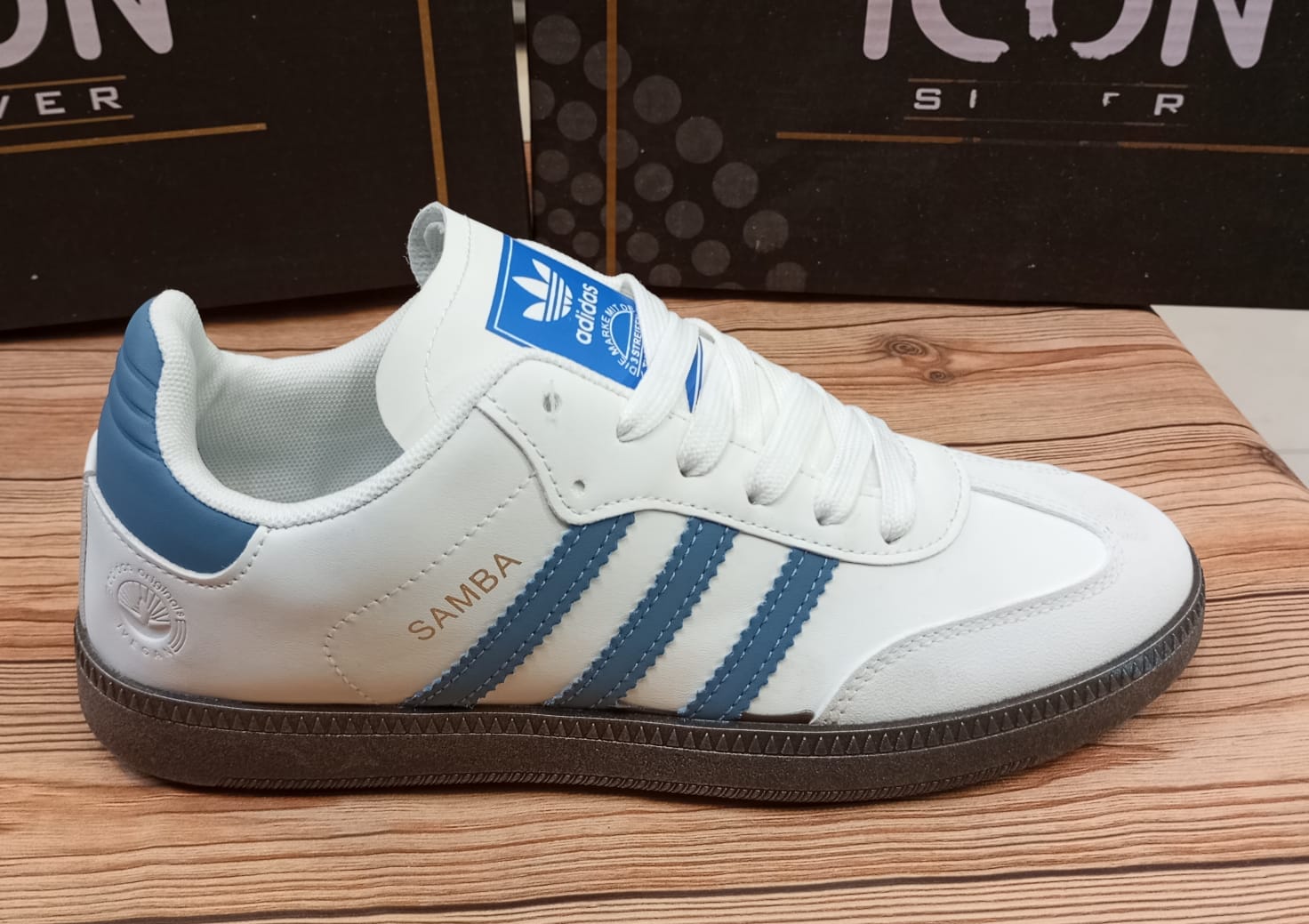 (ADIDAS SAMBA) PREMIUM QUALITY CASUAL AND PARTYWEAR SNEAKERS