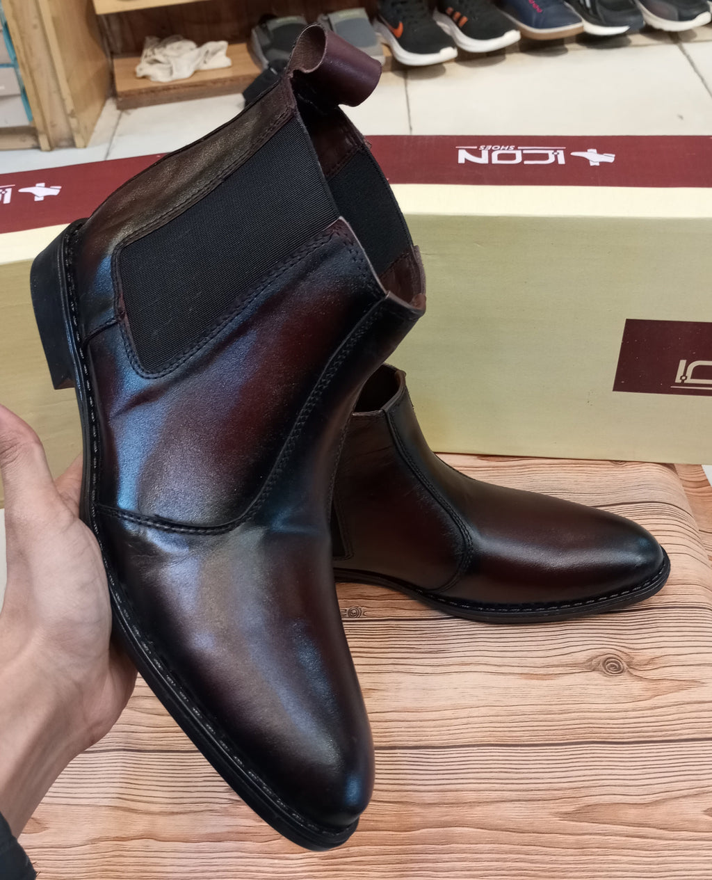 PREMIUM QUALITY TWO TONED CHELSEA BOOTS FOR MEN