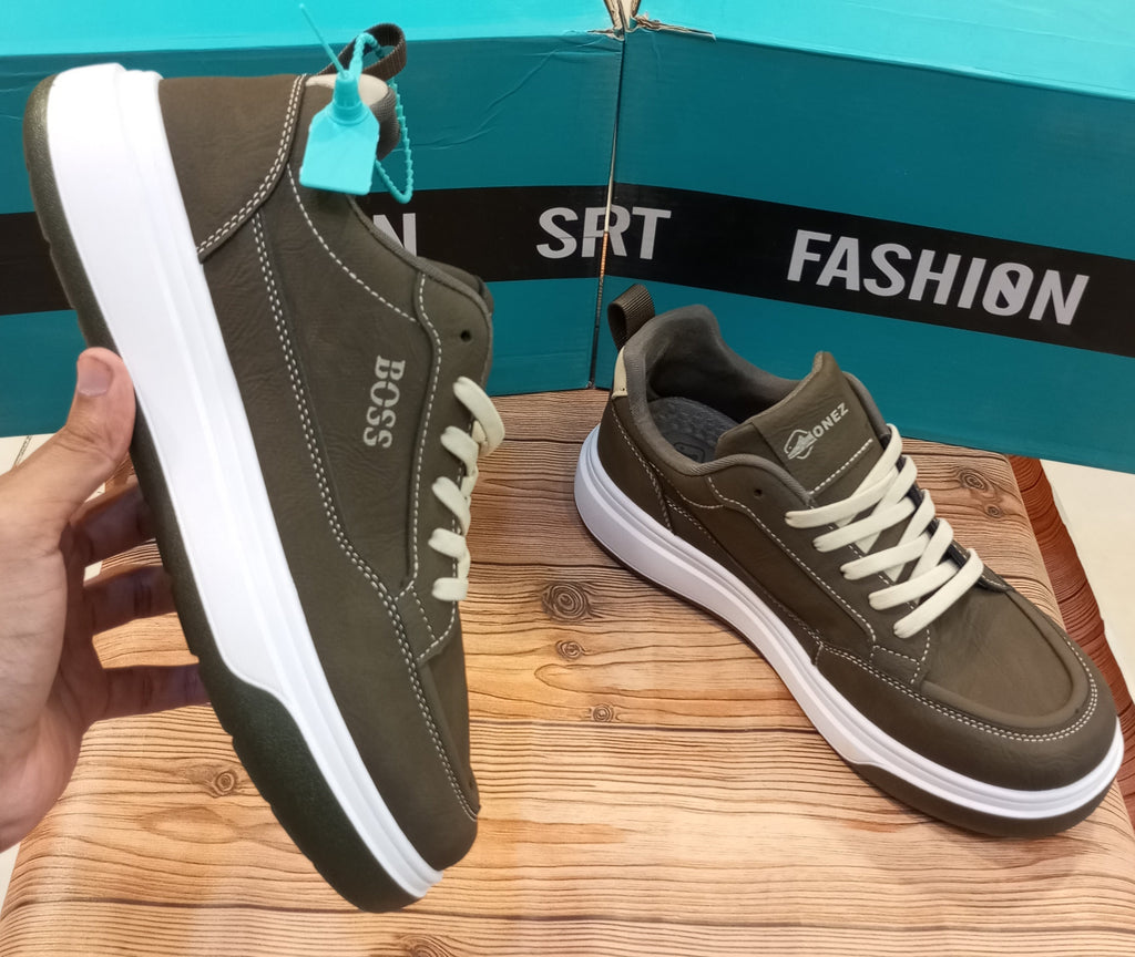 BOSS PREMIUM QUALITY CASUAL AND DAILY WEAR SNEAKERS