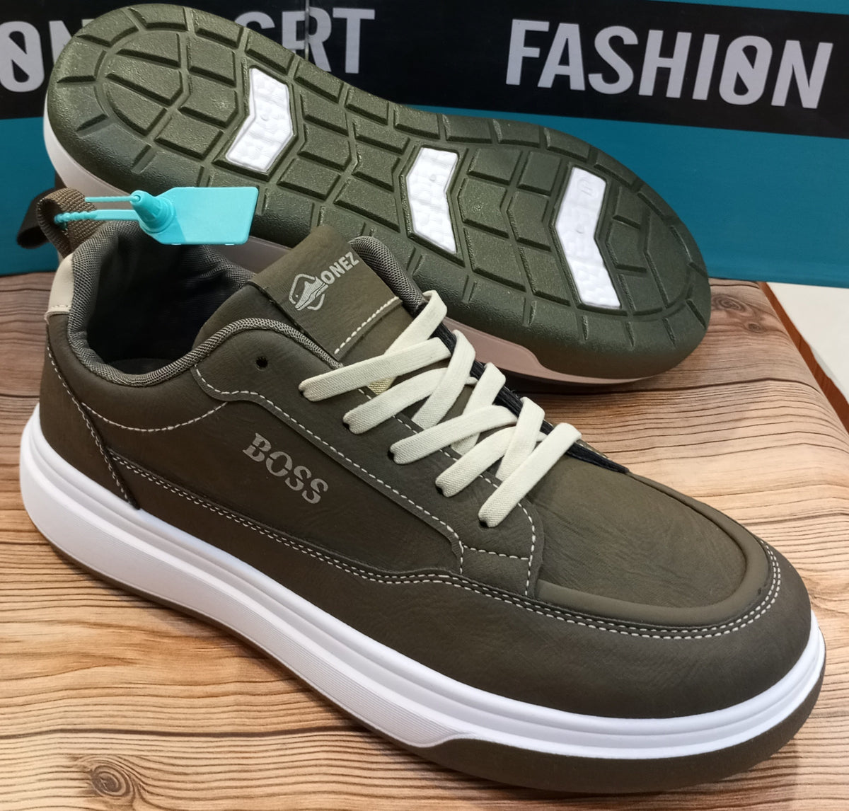 BOSS PREMIUM QUALITY CASUAL AND DAILY WEAR SNEAKERS