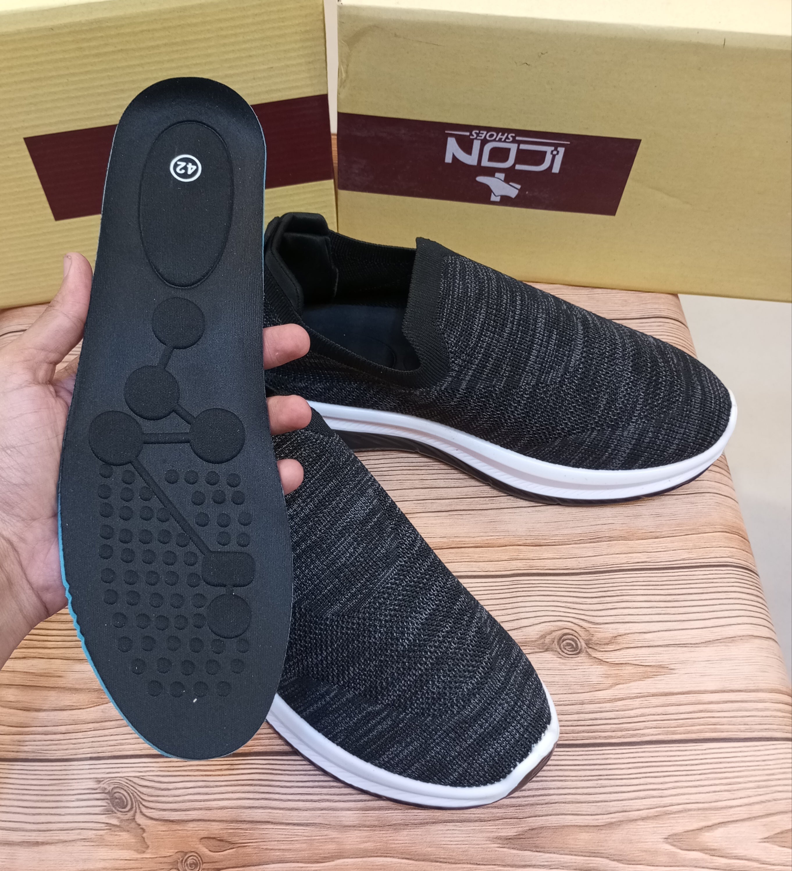 PREMIUM QUALITY SKECHERS STYLE SUPER COMFORTABLE JOGGERS