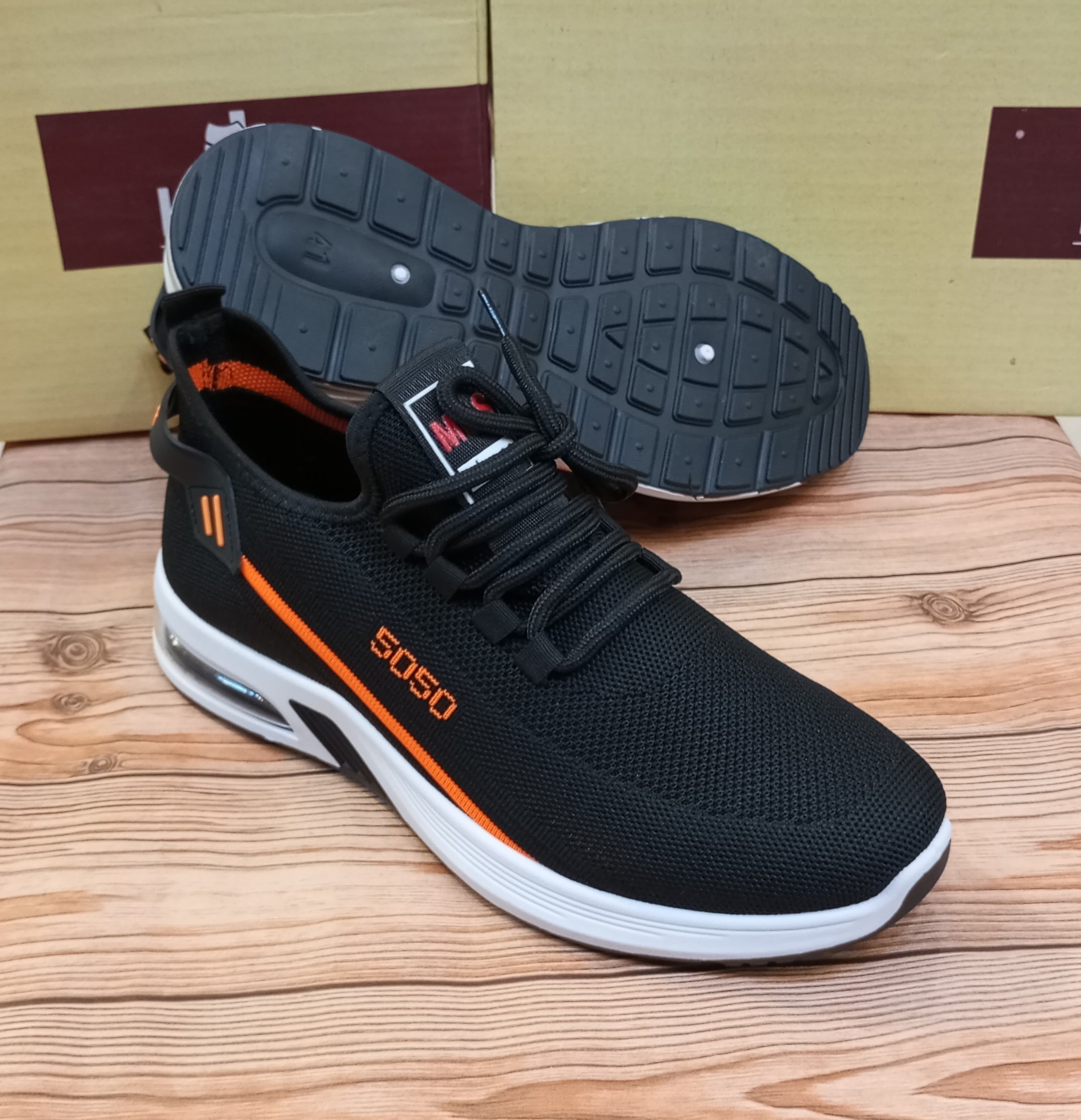 MCS PREMIUM QUALITY CASUAL AND TRAINING BREATHABLE SHOES