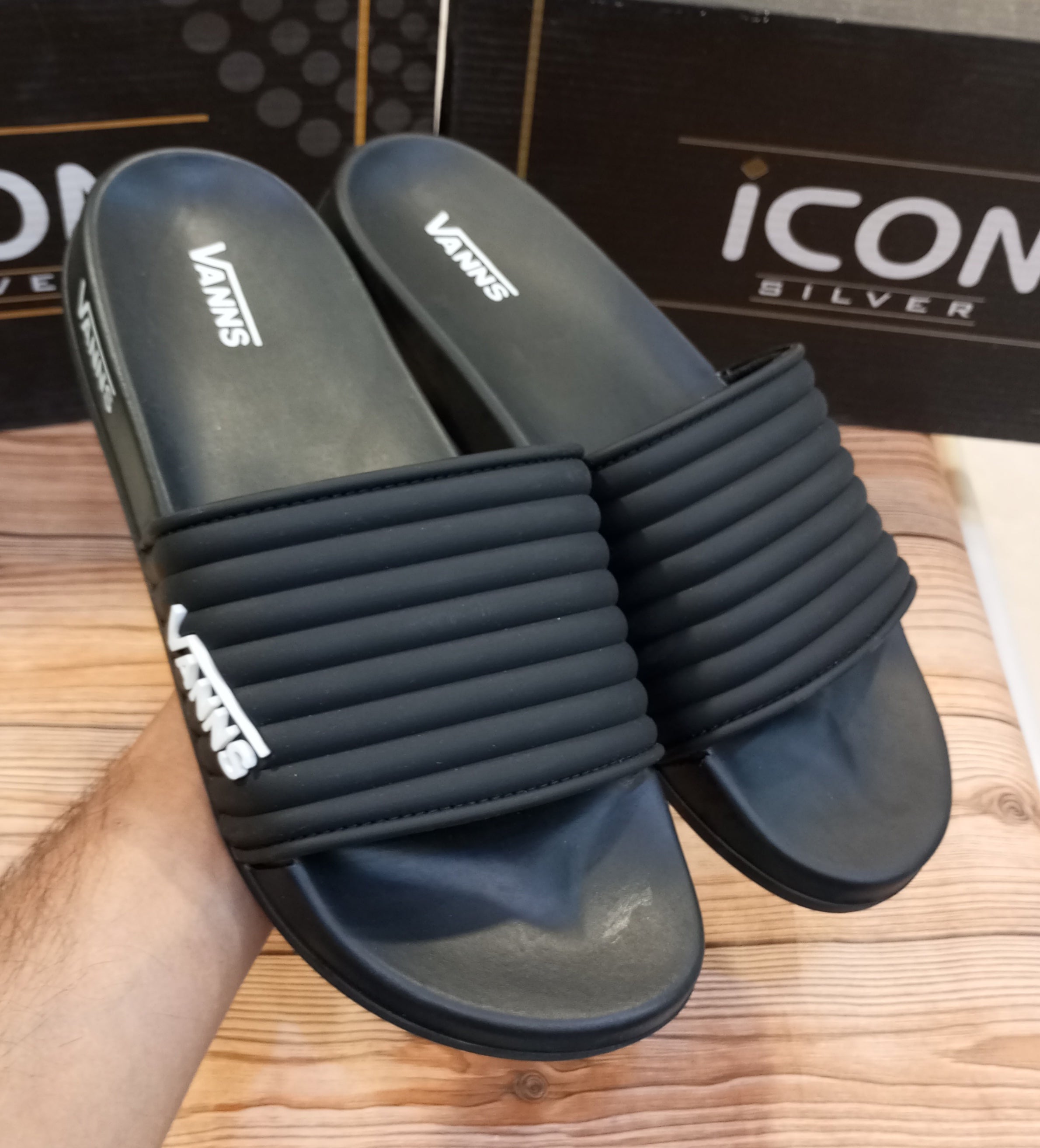 VAN'S SUMMER SLIDES FOR MEN