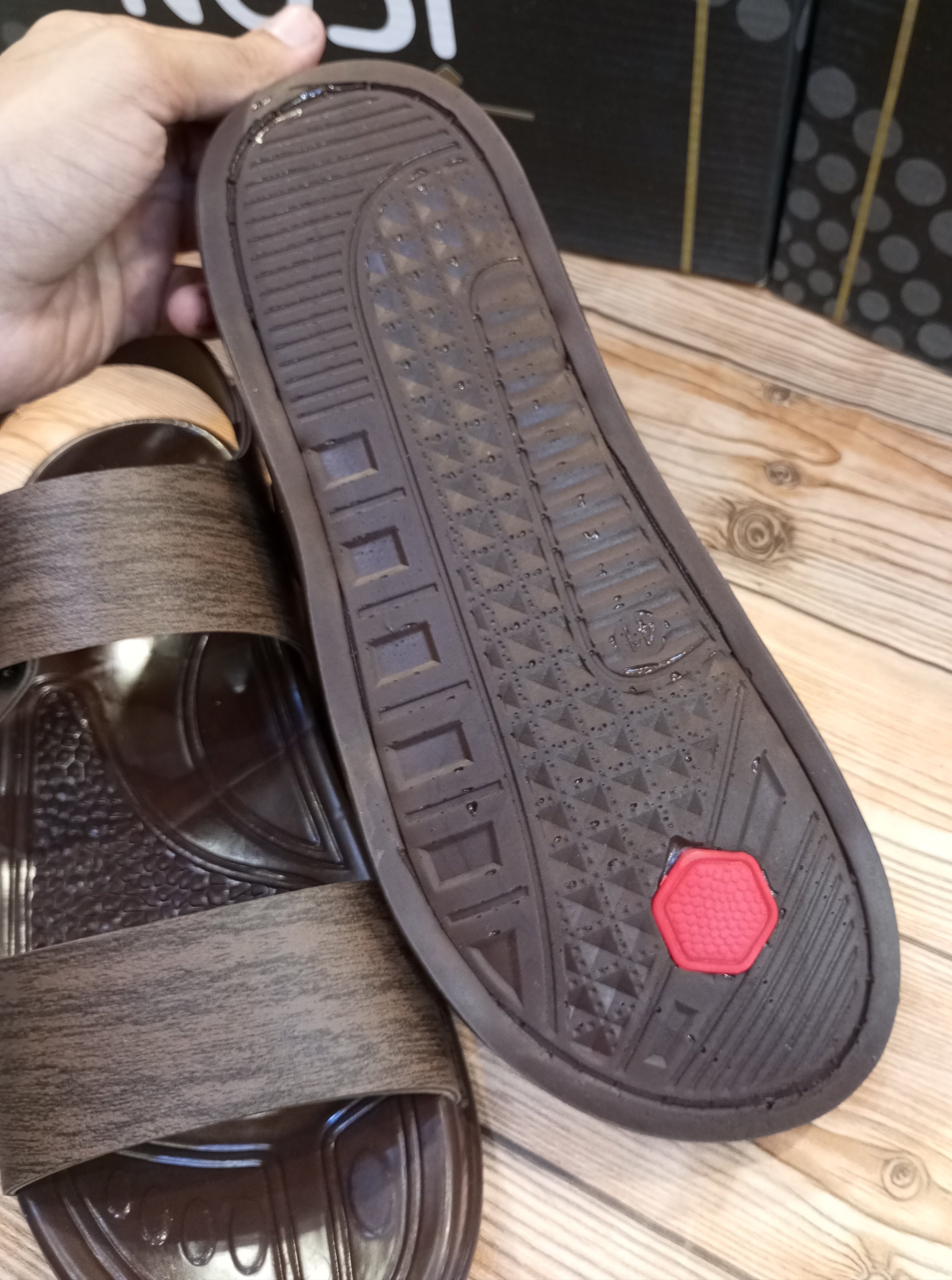 SIMPLE PLAIN DOUBLE STEP SANDALS FOR MEN. (WOODEN BROWN)