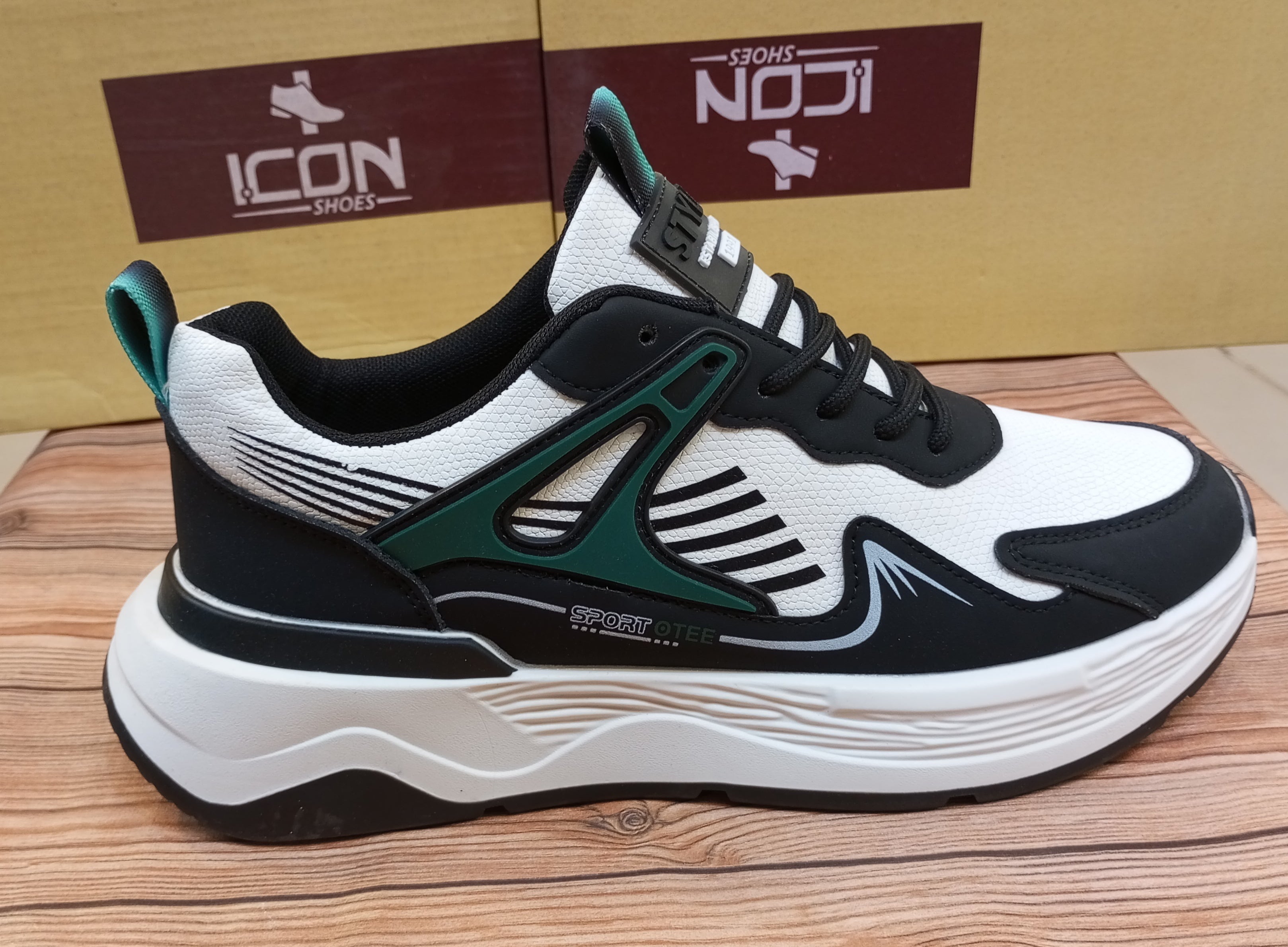 BRANDED PREMIUM QUALITY TRAINING AND CASUAL JOGGERS FOR MEN