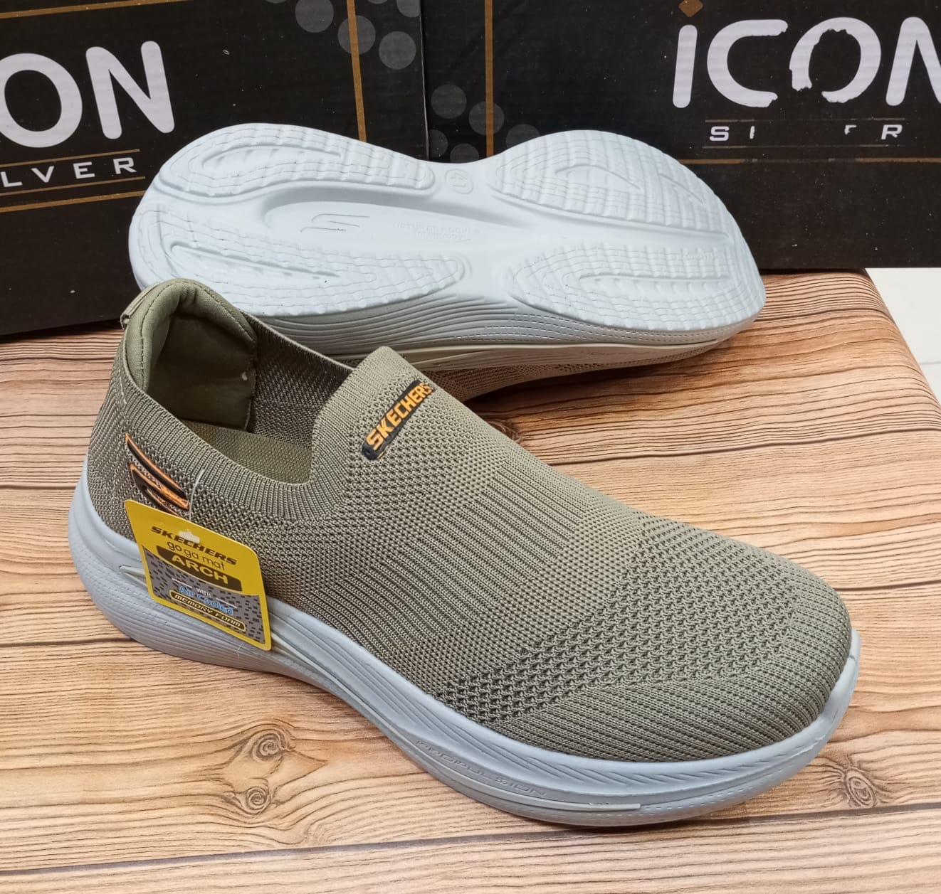 SKECHERS SUPER COMFORTABLE CASUAL AND TRAINING JOGGERS FOR MEN