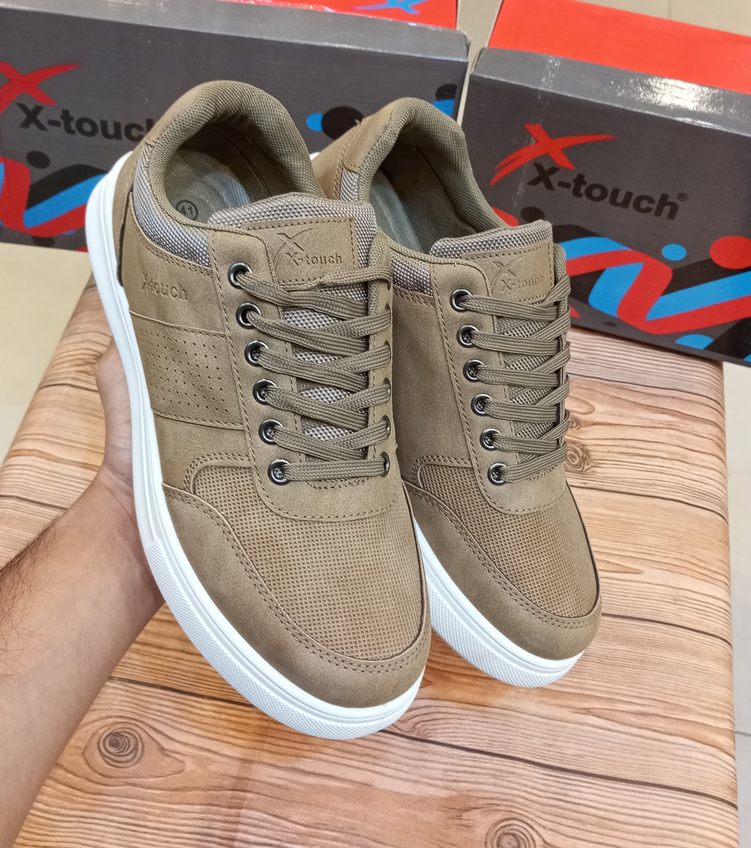 ORIGINAL XTOUCH PREMIUM QUALITY CASUAL AND PARTYWEAR SNEAKERS