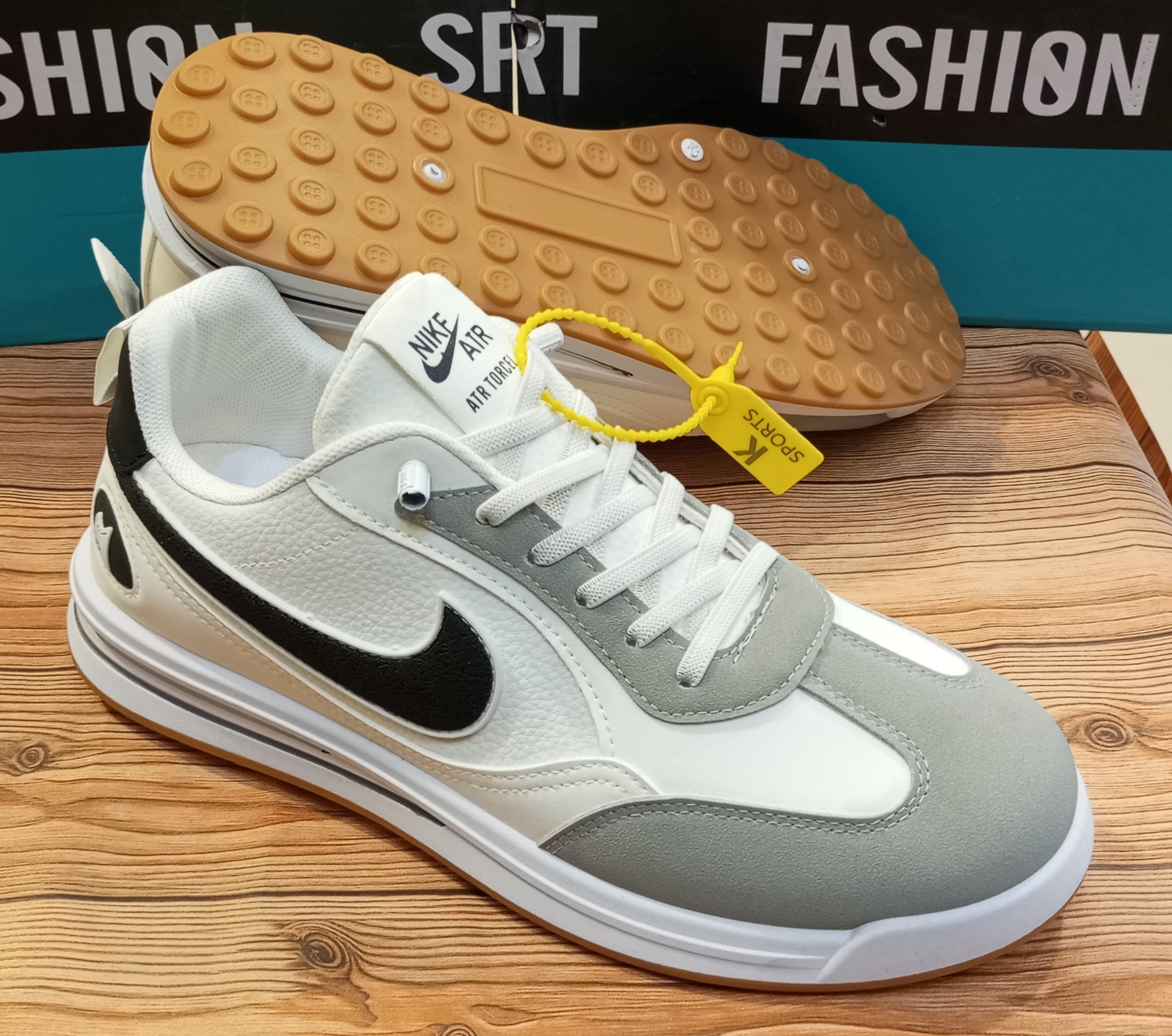 PREMIUM QUALITY WITHOUT LACES CASUAL AND PARTYWEAR JOGGERS