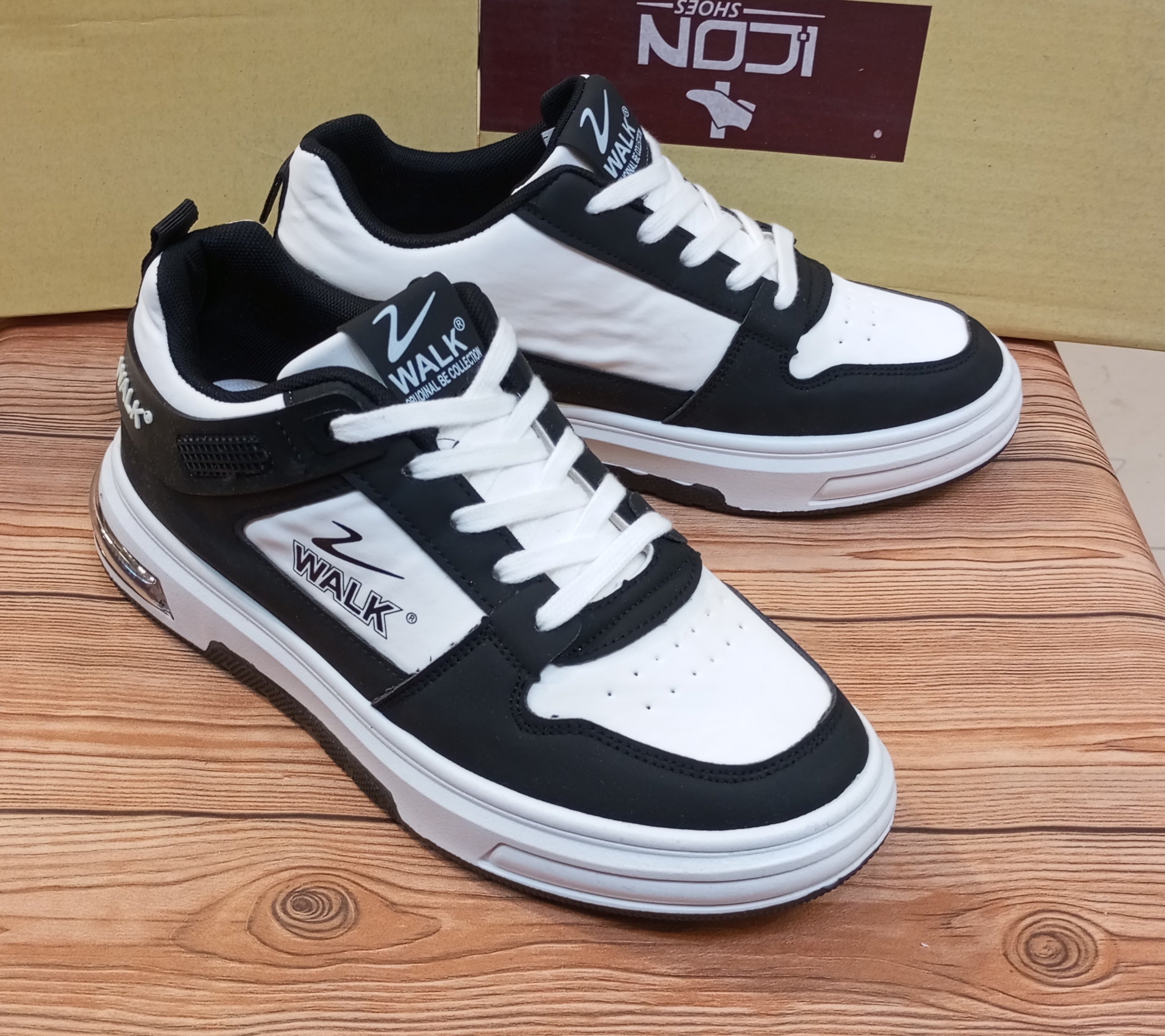 PREMIUM QUALITY WALK'S CASUAL AND PARTYWEAR SNEAKERS