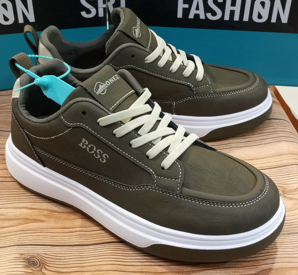 BOSS PREMIUM QUALITY CASUAL AND DAILY WEAR SNEAKERS