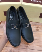 RED CROWN'S PREMIUM QUALITY WRINKLE FREE MOCASSION'S FOR MEN