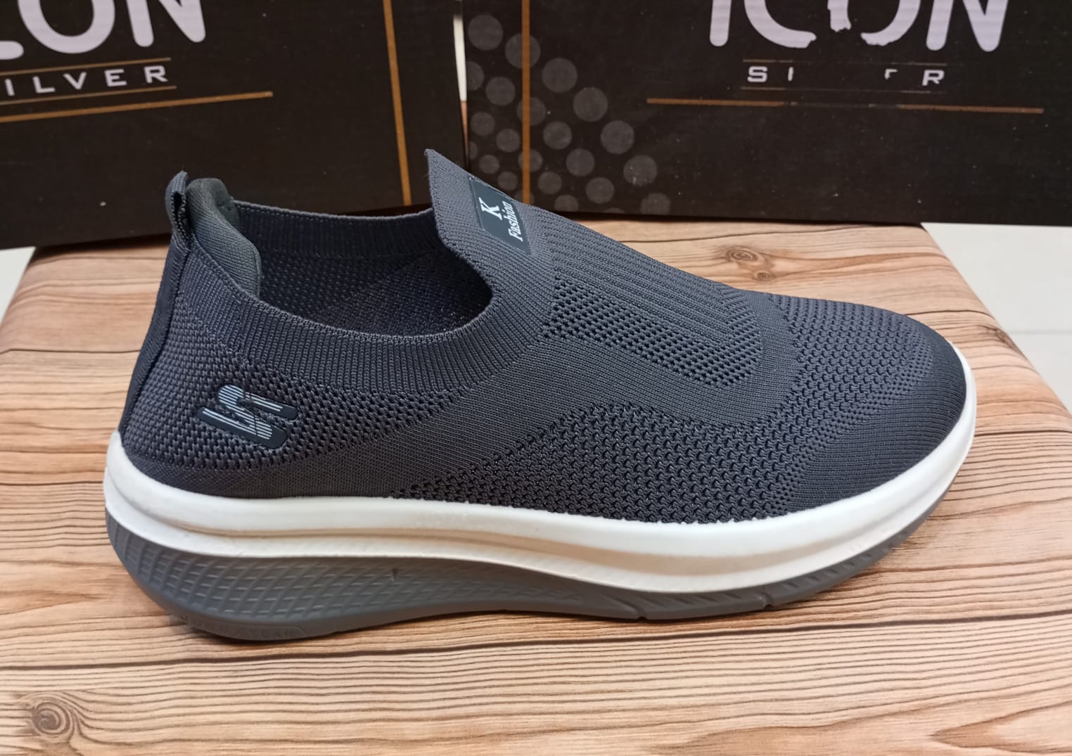 SUPER COMFORTABLE CASUAL AND TRAINING JOGGERS FOR MEN