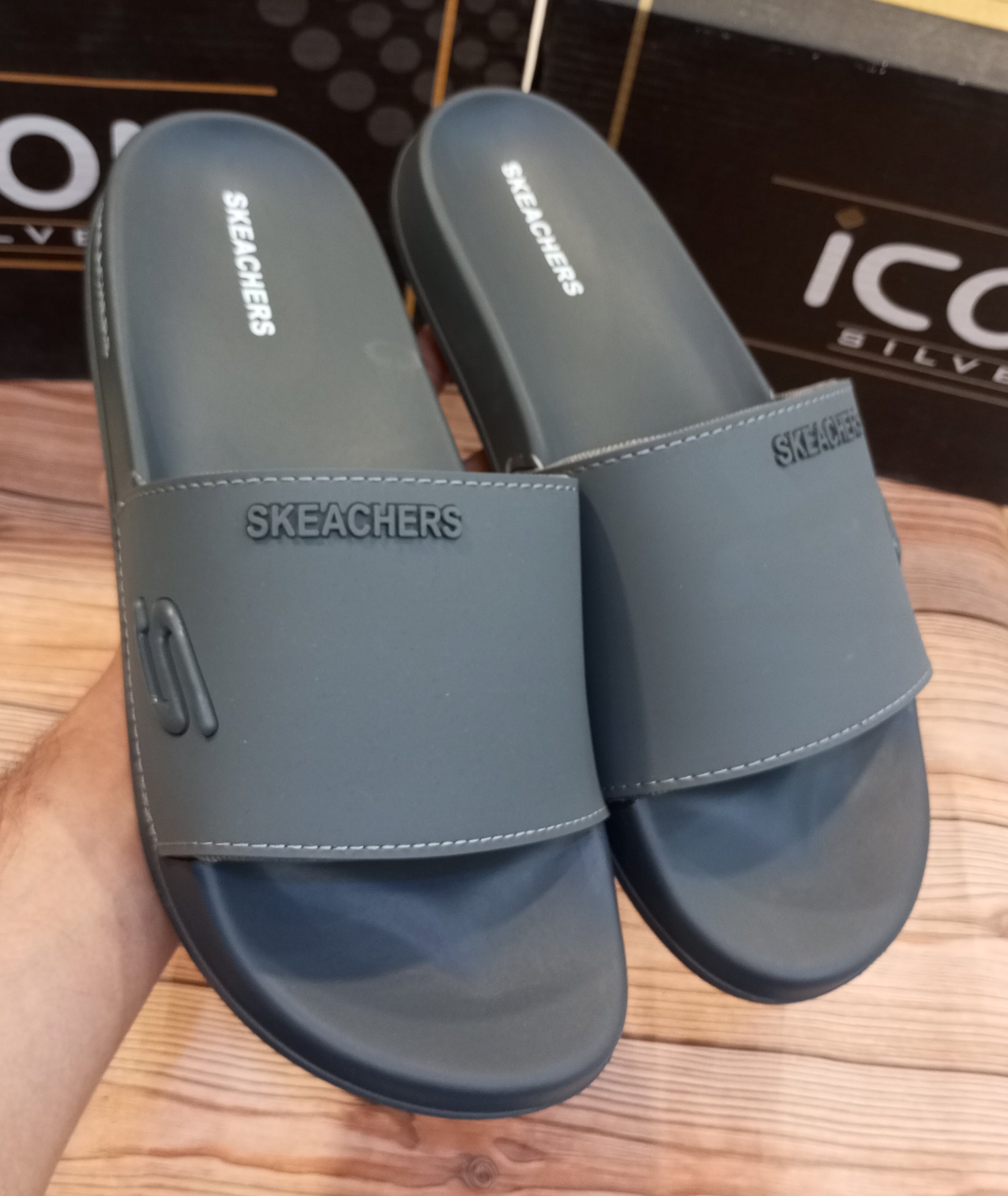 SKECHERS PREMIUM SUMMER SLIDES FOR MEN