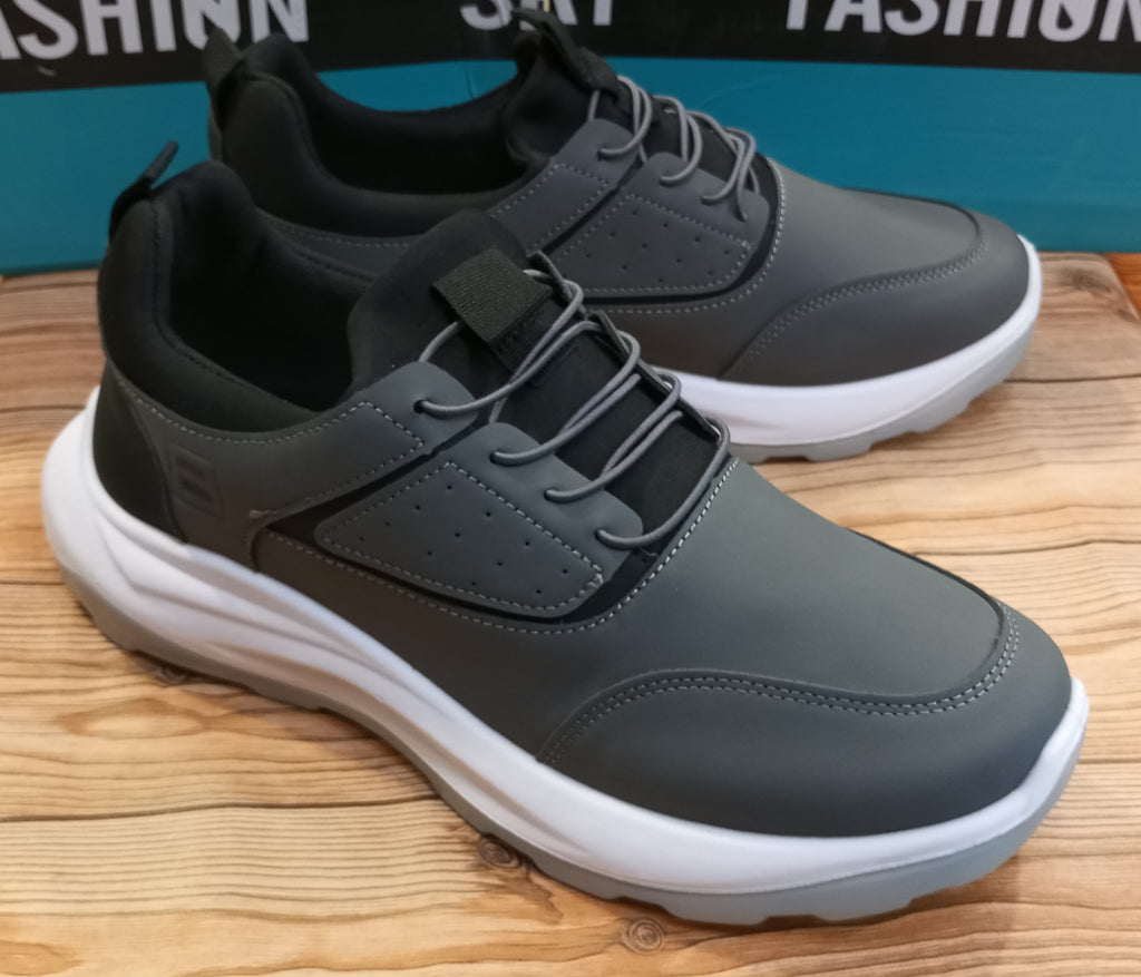 PLAIN SIMPLE DAILY WEAR AND TRAINING JOGGERS FOR MEN