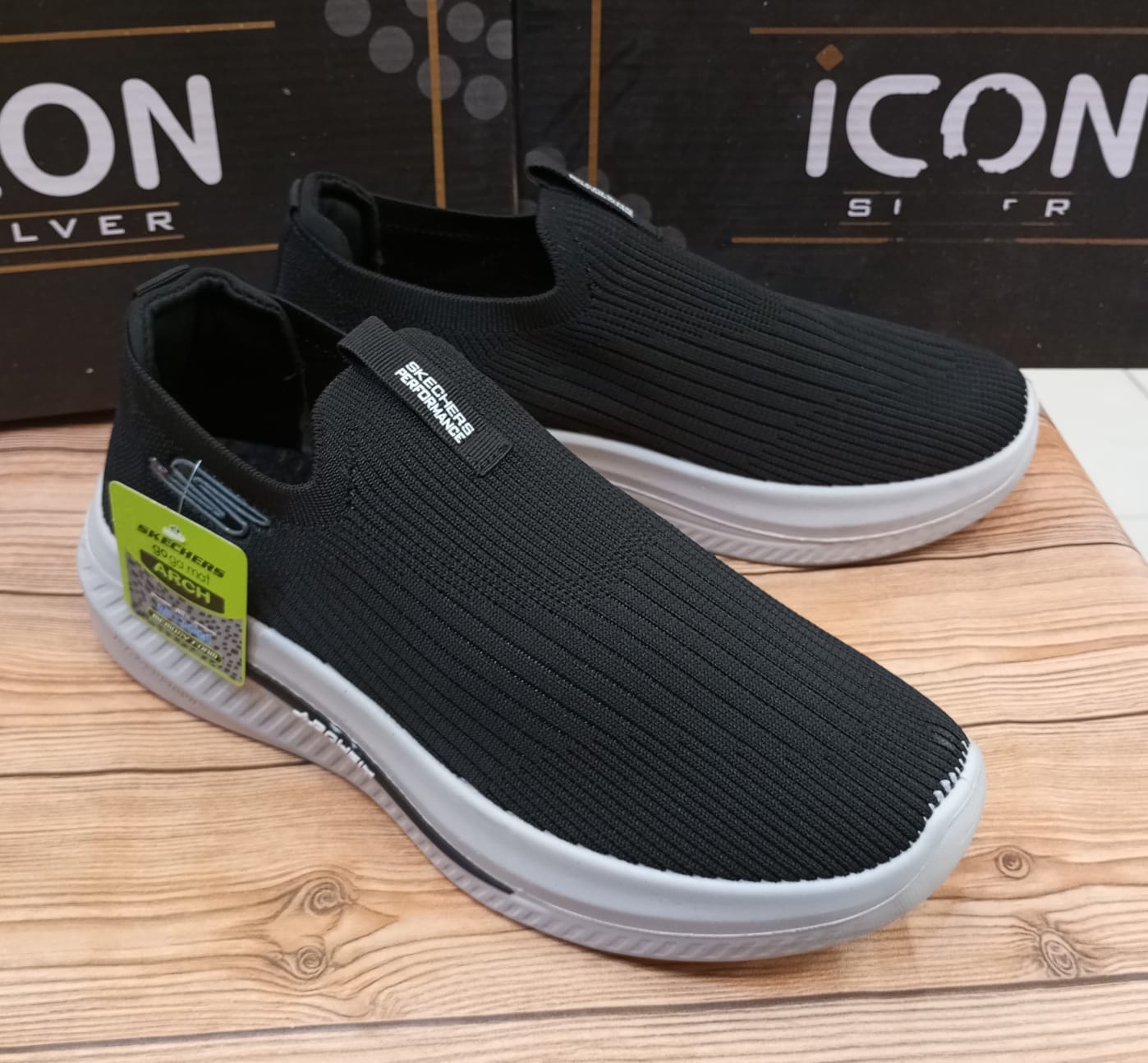 SKECHERS SUPER COMFORTABLE CASUAL AND TRAINING JOGGERS FOR MEN