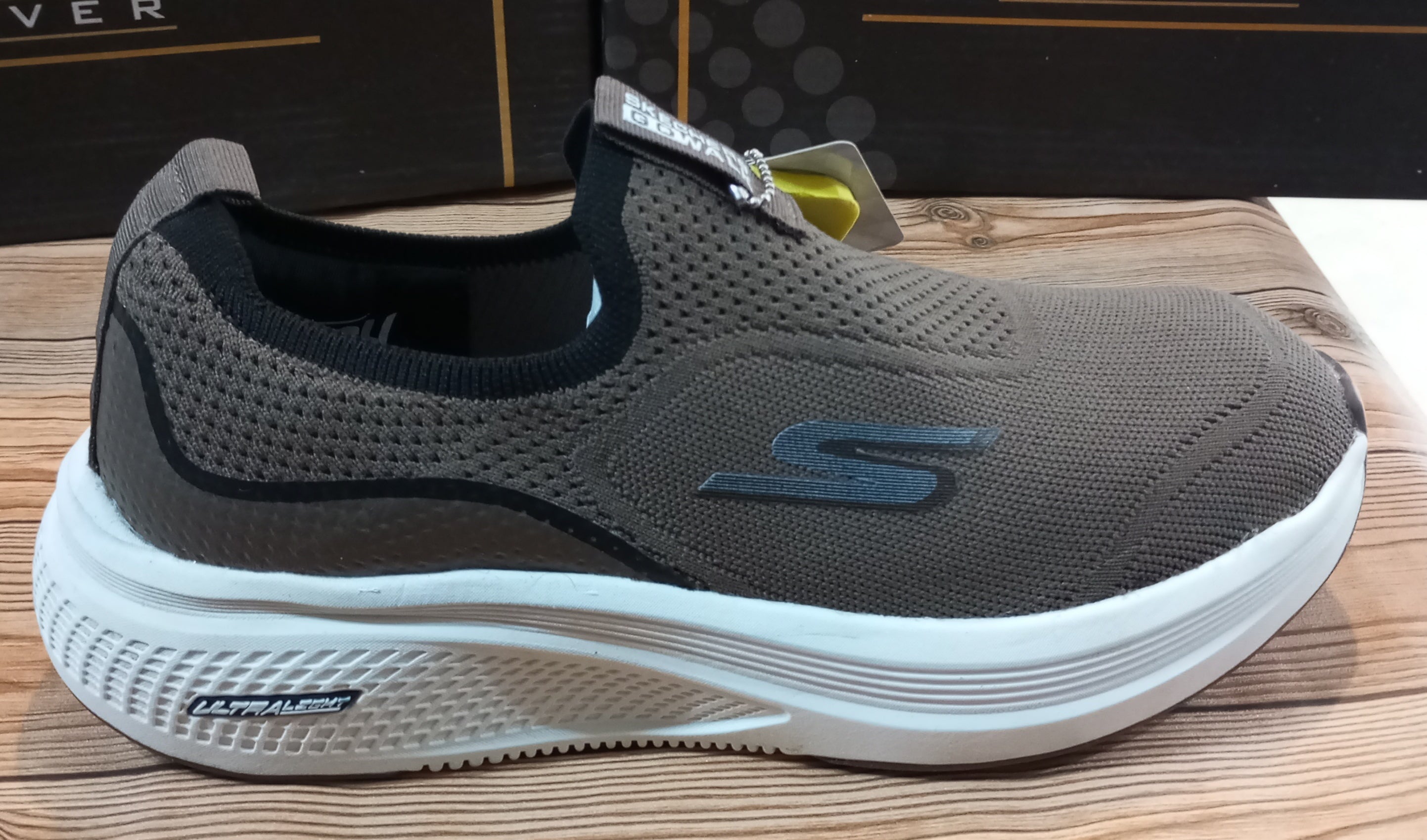 SKECHERS SUPER COMFY CASUAL AND TRAINING JOGGERS