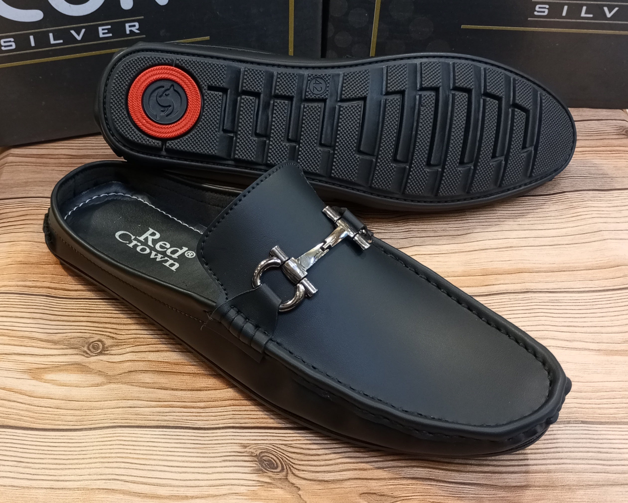 RED CROWN'S PREMIUM QUALITY WRINKLE FREE BACKLESS MOCASSION'S