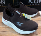 SKECHERS MAX CUSHION SUPER COMFY JOGGERS