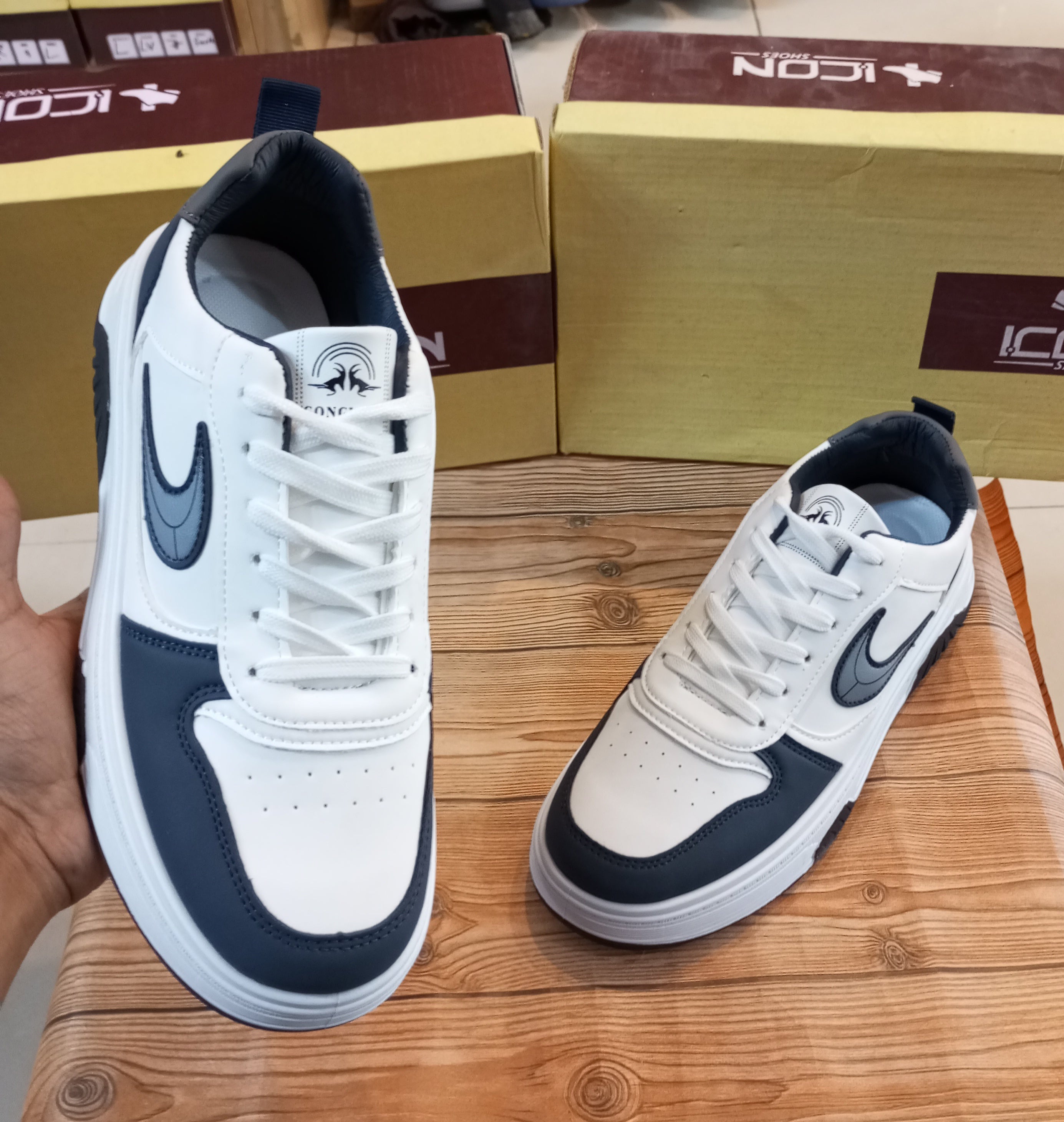 BRANDED PREMIUM QUALITY PARTYWEAR AND CASUAL SNEAKERS FOR MEN