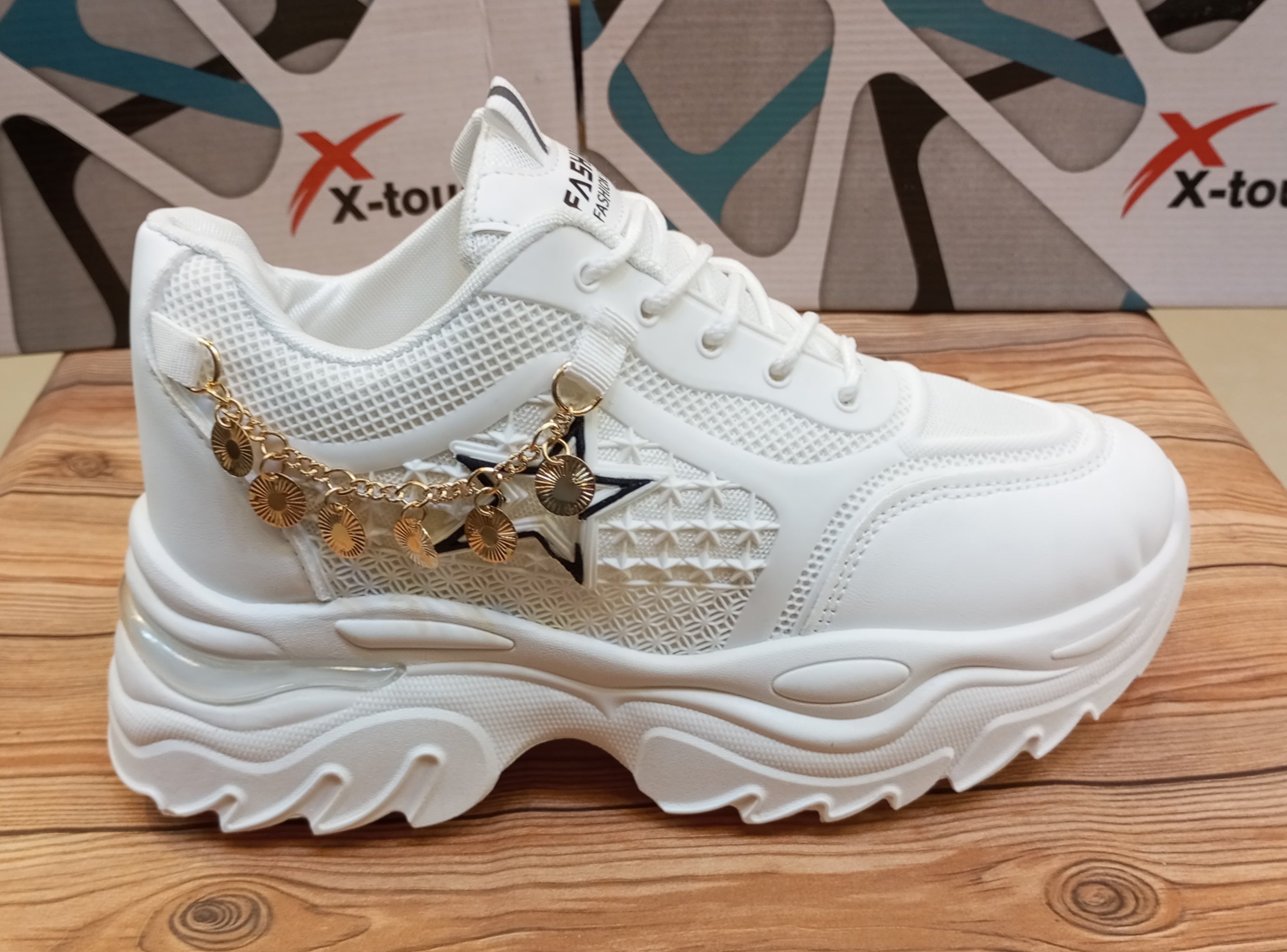 PREMIUM QUALITY FEMALE CHUNKY SOLE JOGGERS (WITH 1.5 INCH INSOLES)