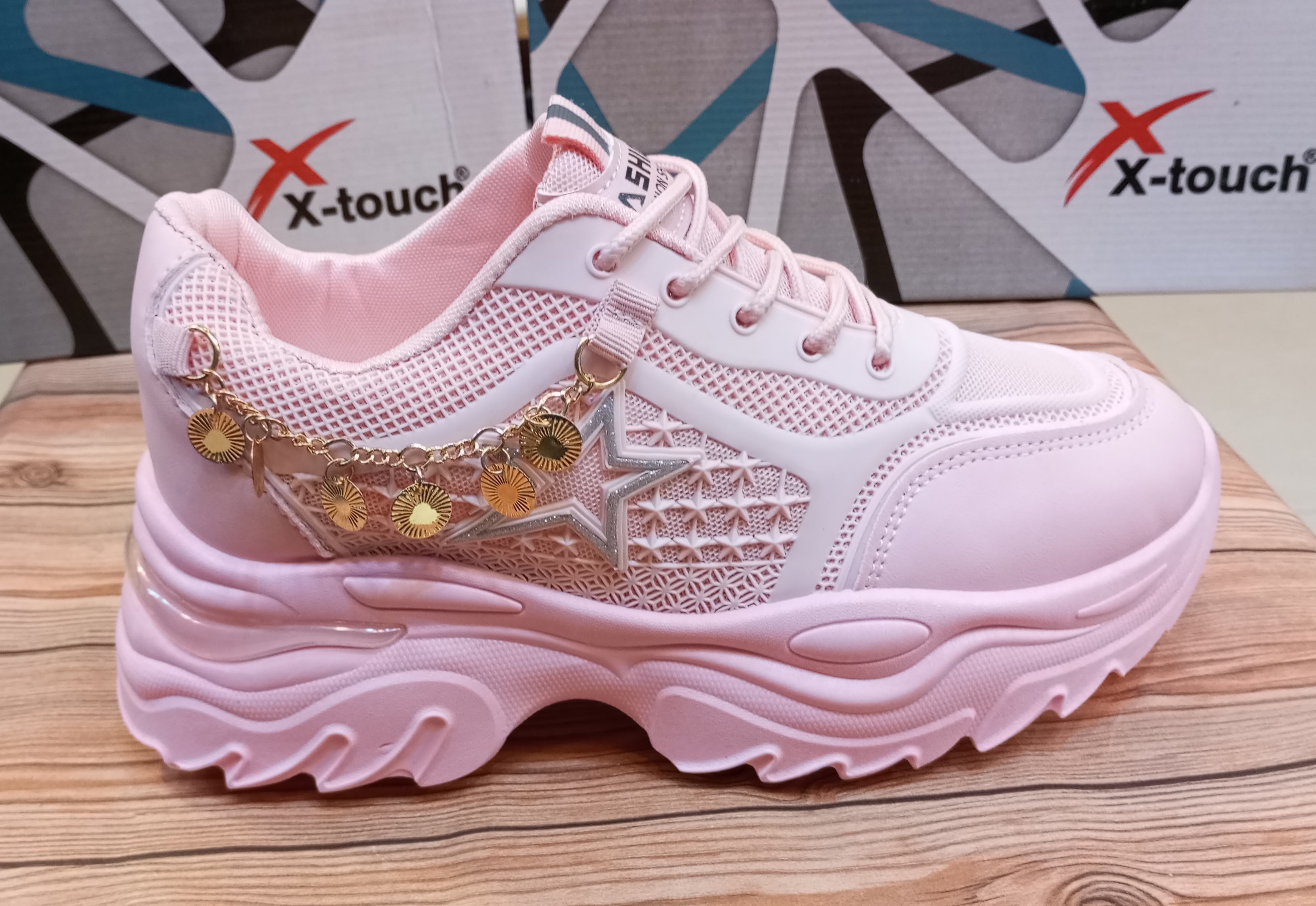 PREMIUM QUALITY FEMALE CHUNKY SOLE JOGGERS (WITH 1.5 INCH INSOLES)