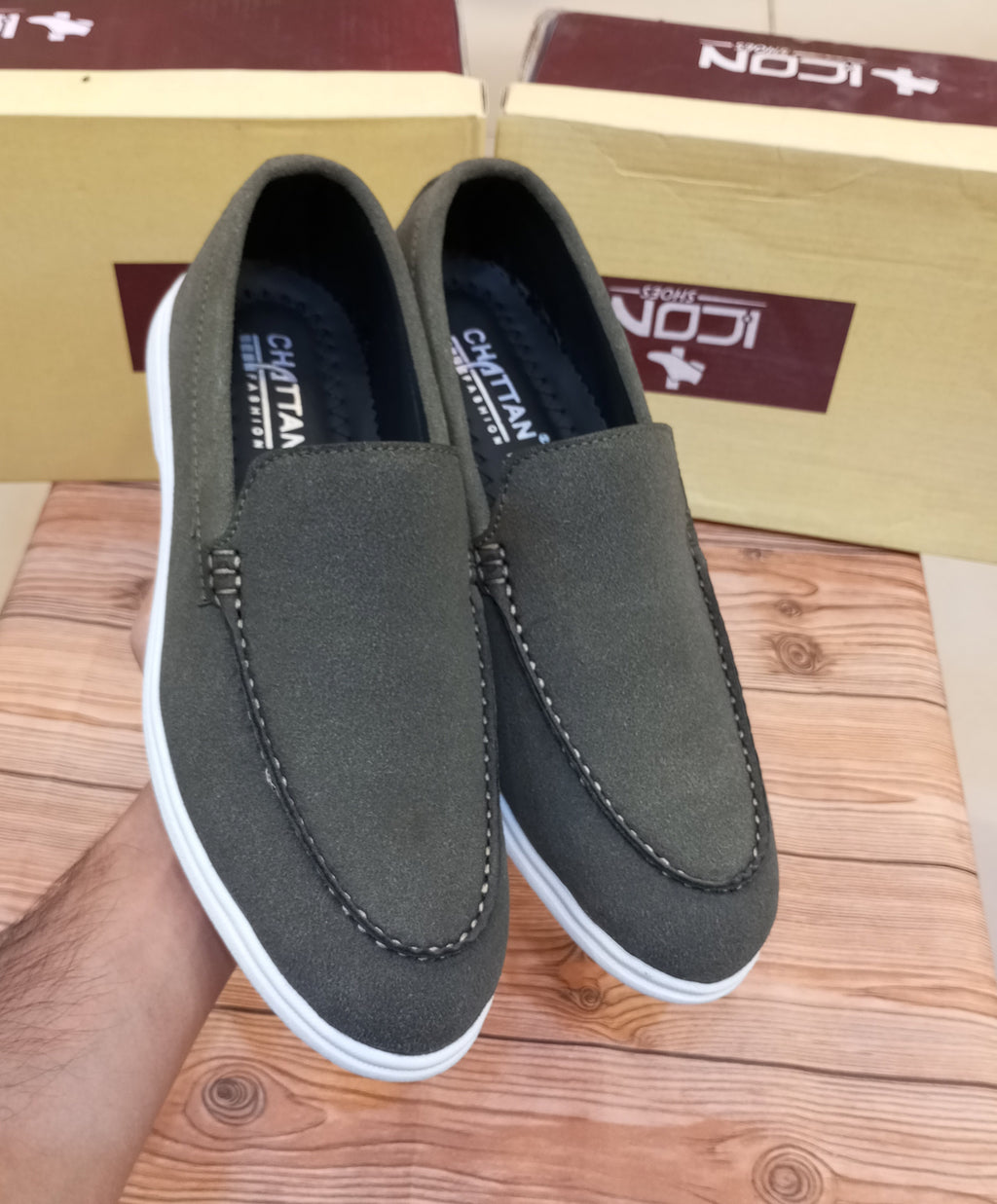 PREMIUM QUALITY CASUAL AND PARTYWEAR SHOES FOR MEN