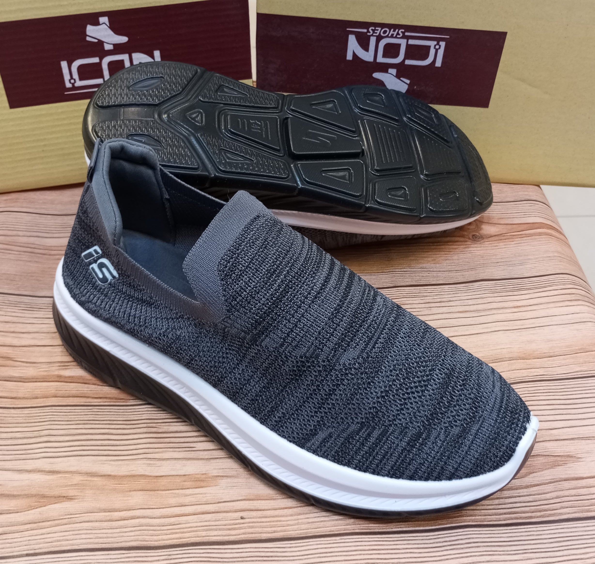 PREMIUM QUALITY SKECHERS STYLE SUPER COMFORTABLE JOGGERS