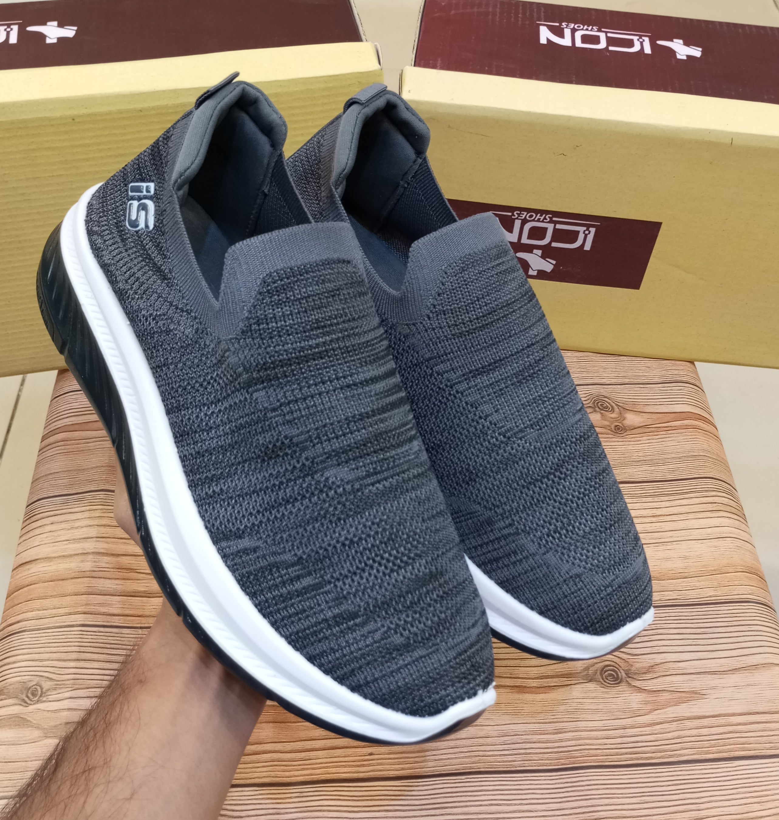 PREMIUM QUALITY SKECHERS STYLE SUPER COMFORTABLE JOGGERS