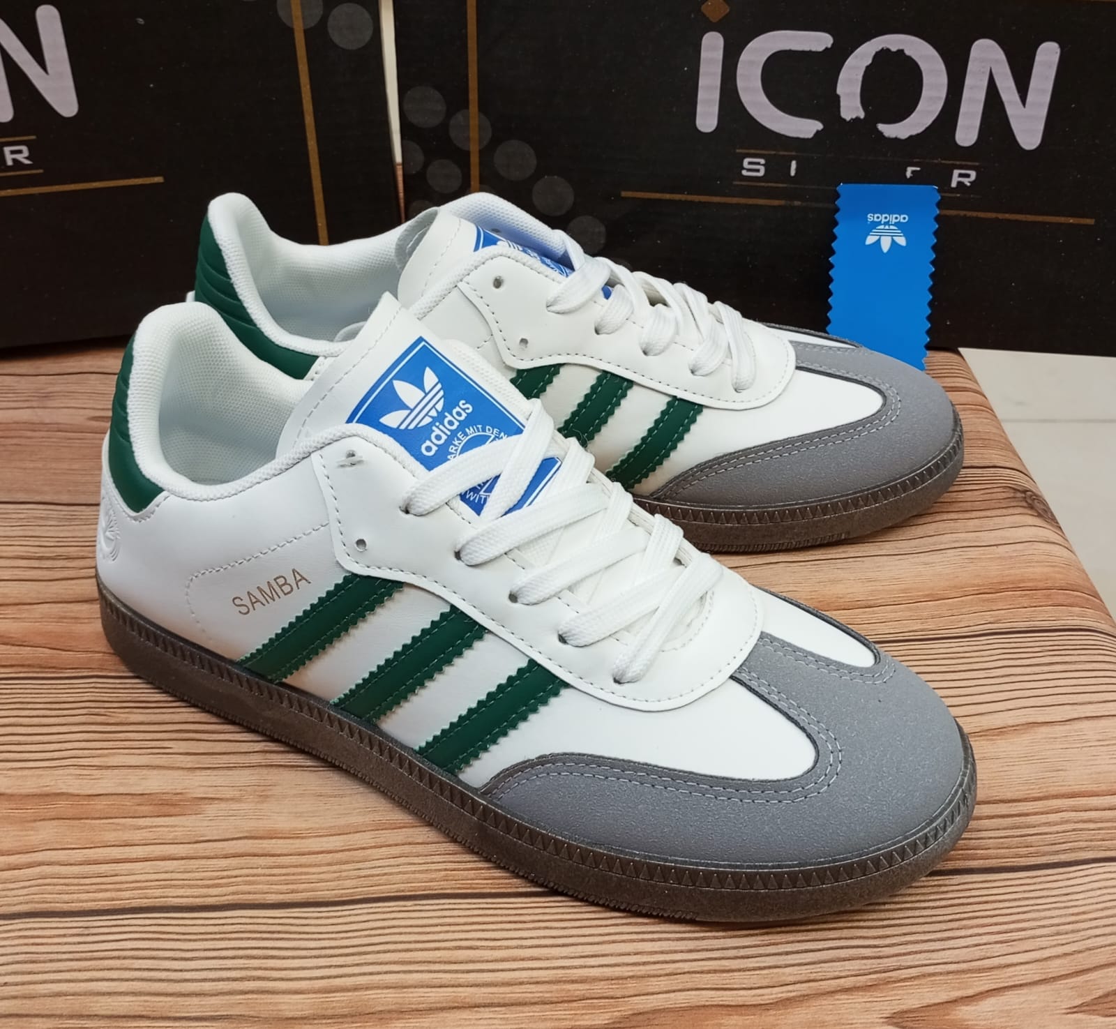 (ADIDAS SAMBA) PREMIUM QUALITY CASUAL AND PARTYWEAR SNEAKERS